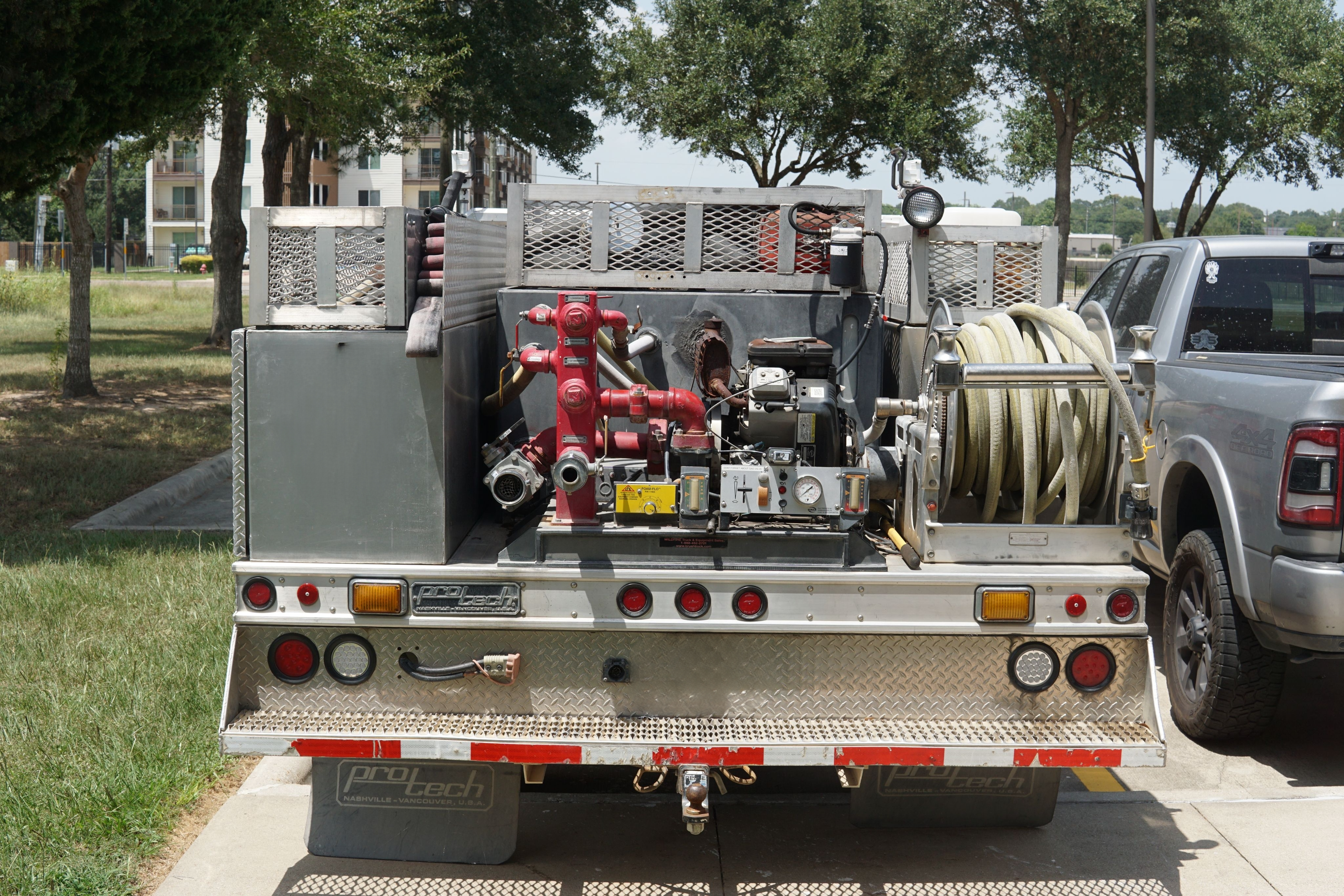 2005 Ford F550 4x4 Brush Truck - image 5