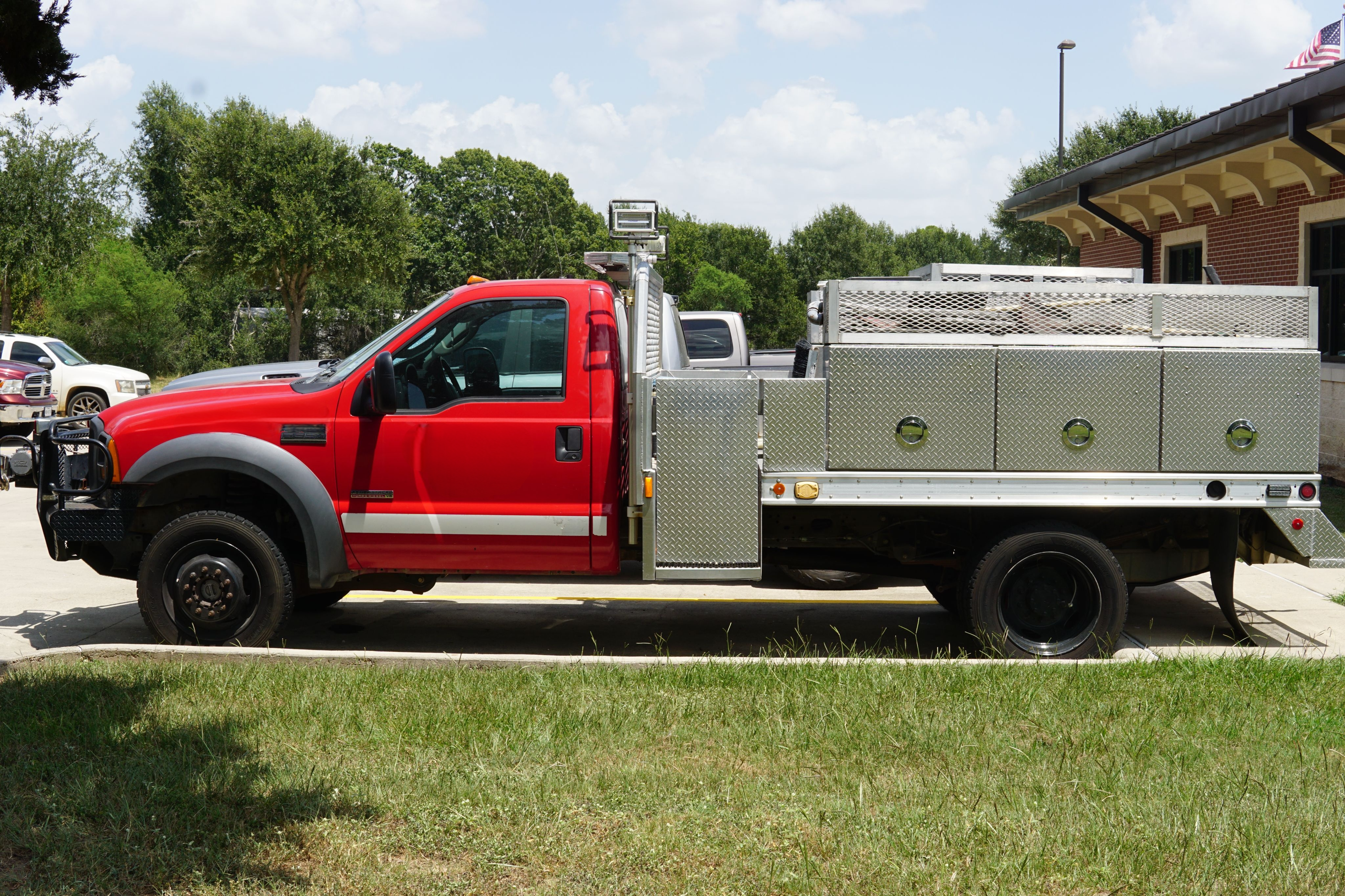 2005 Ford F550 4x4 Brush Truck - image 4