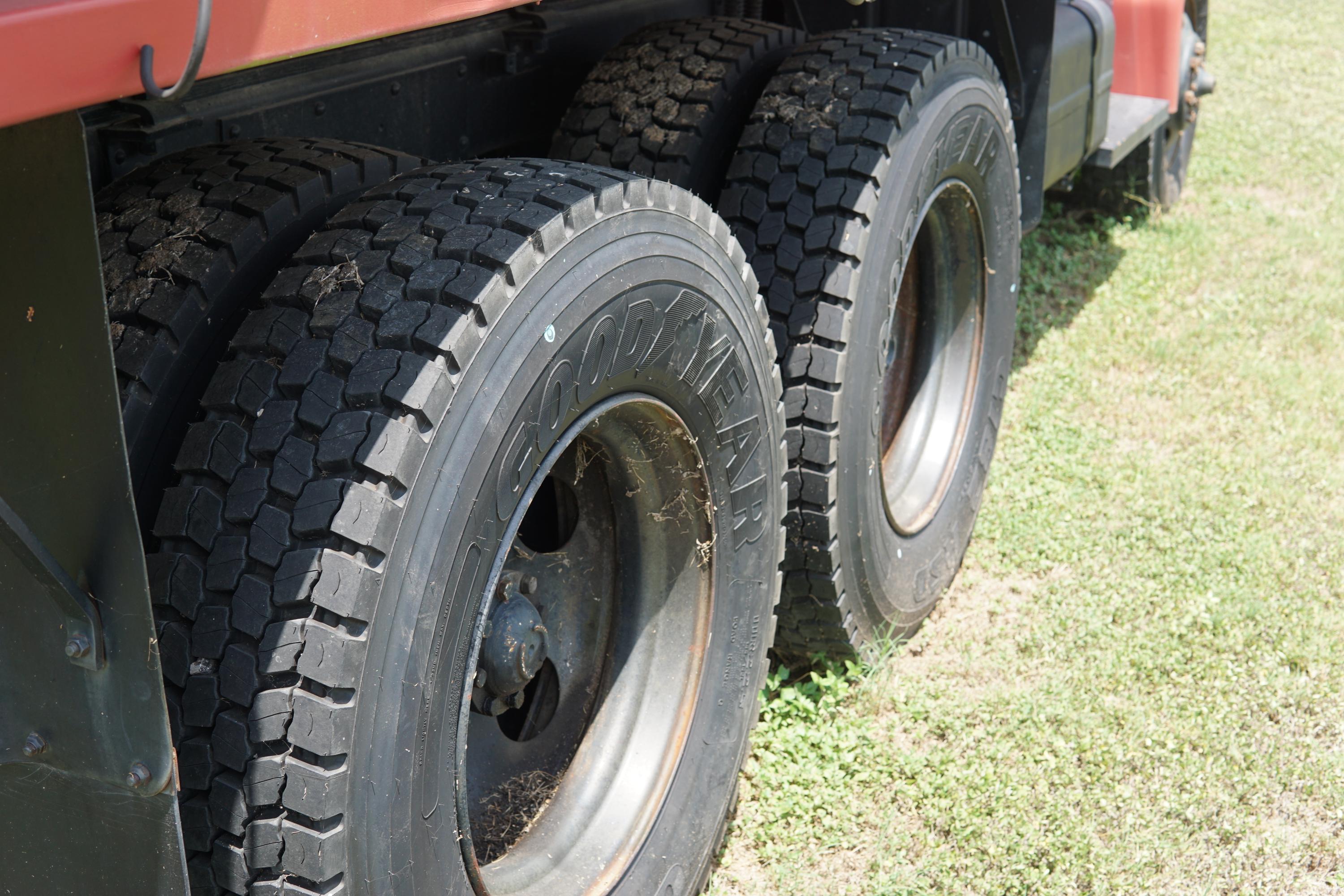 1967 AM General Amertek 4x4 - image 6