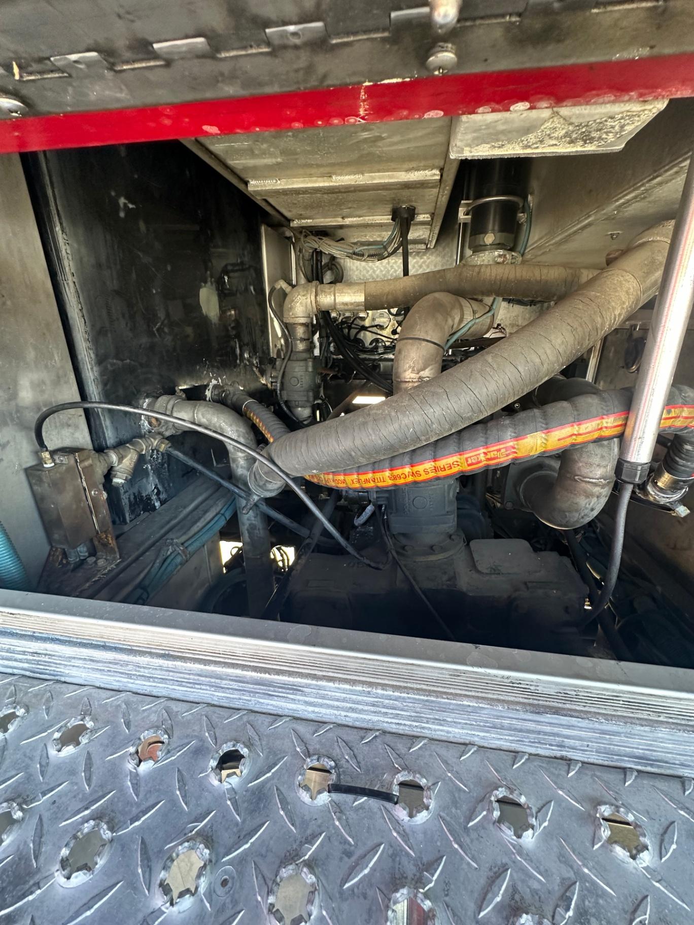 2000 E-One Cyclone Pumper - image 29