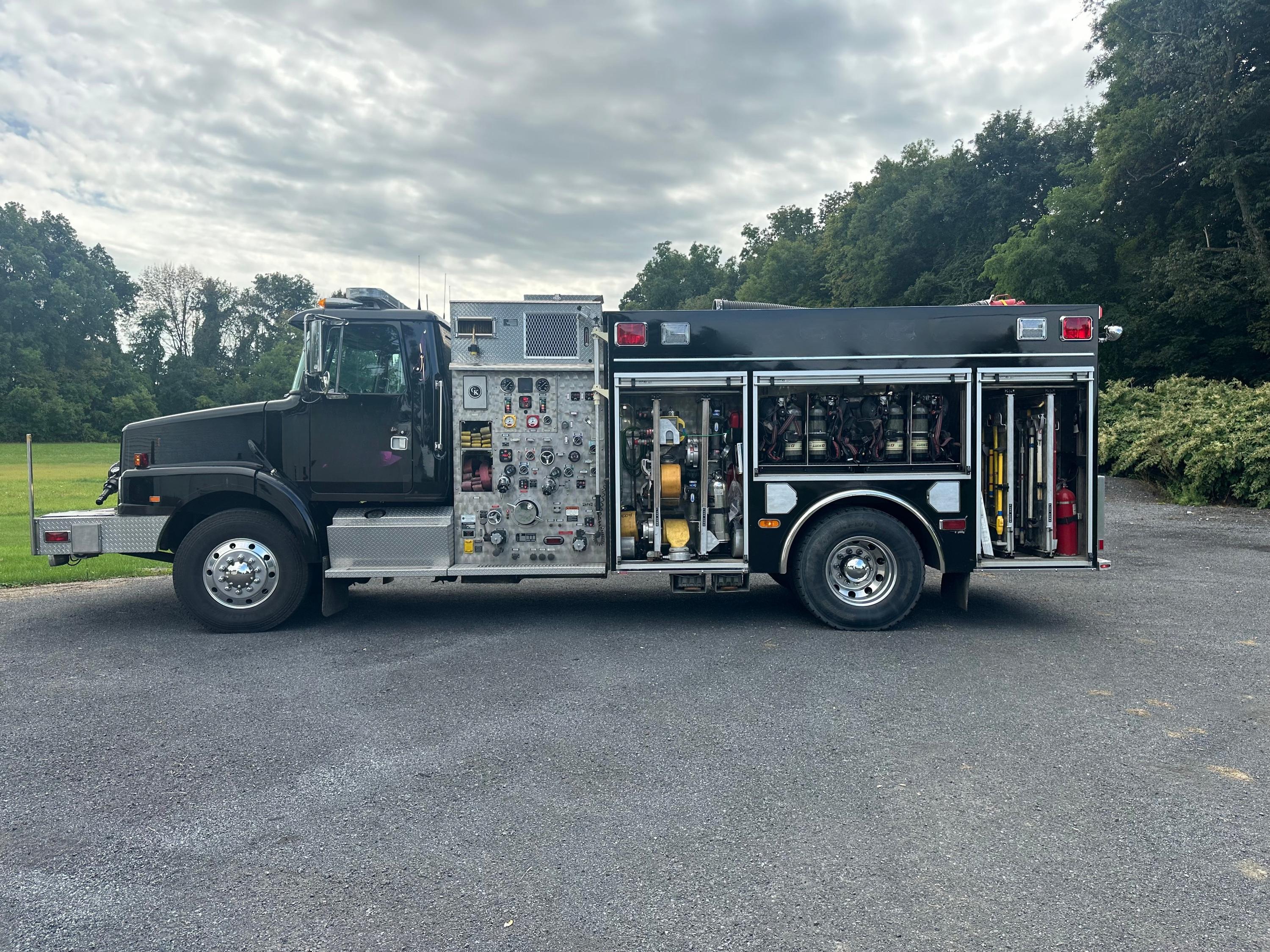 1997 Volvo Pumper - image 5