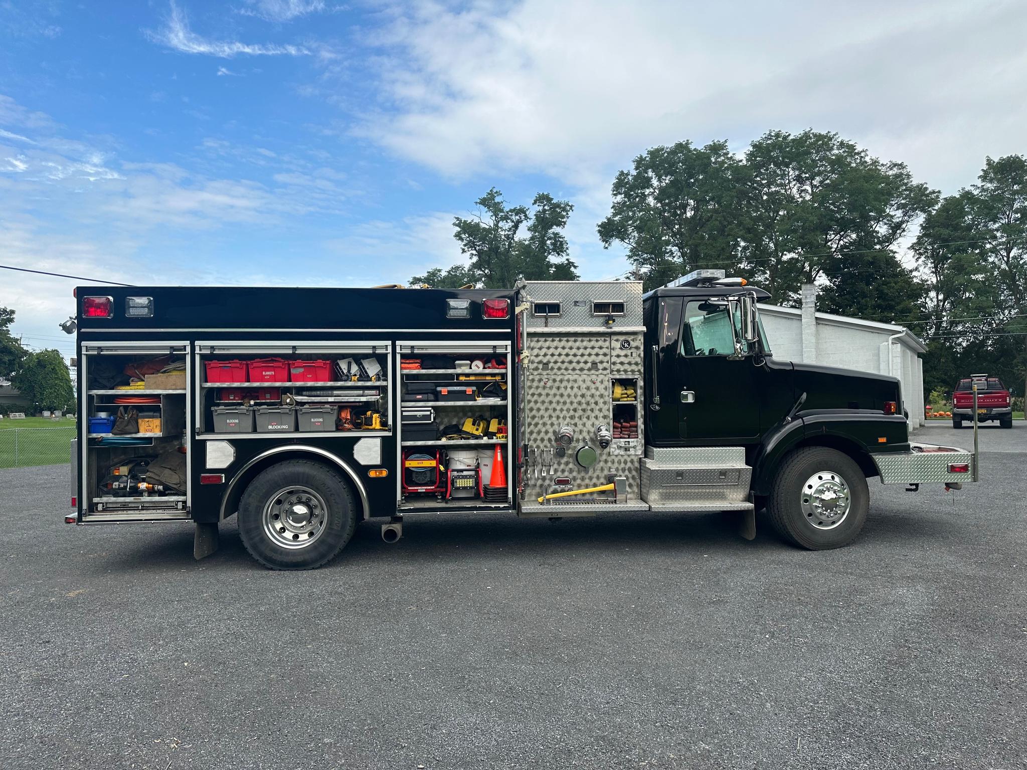 1997 Volvo Pumper - image 4