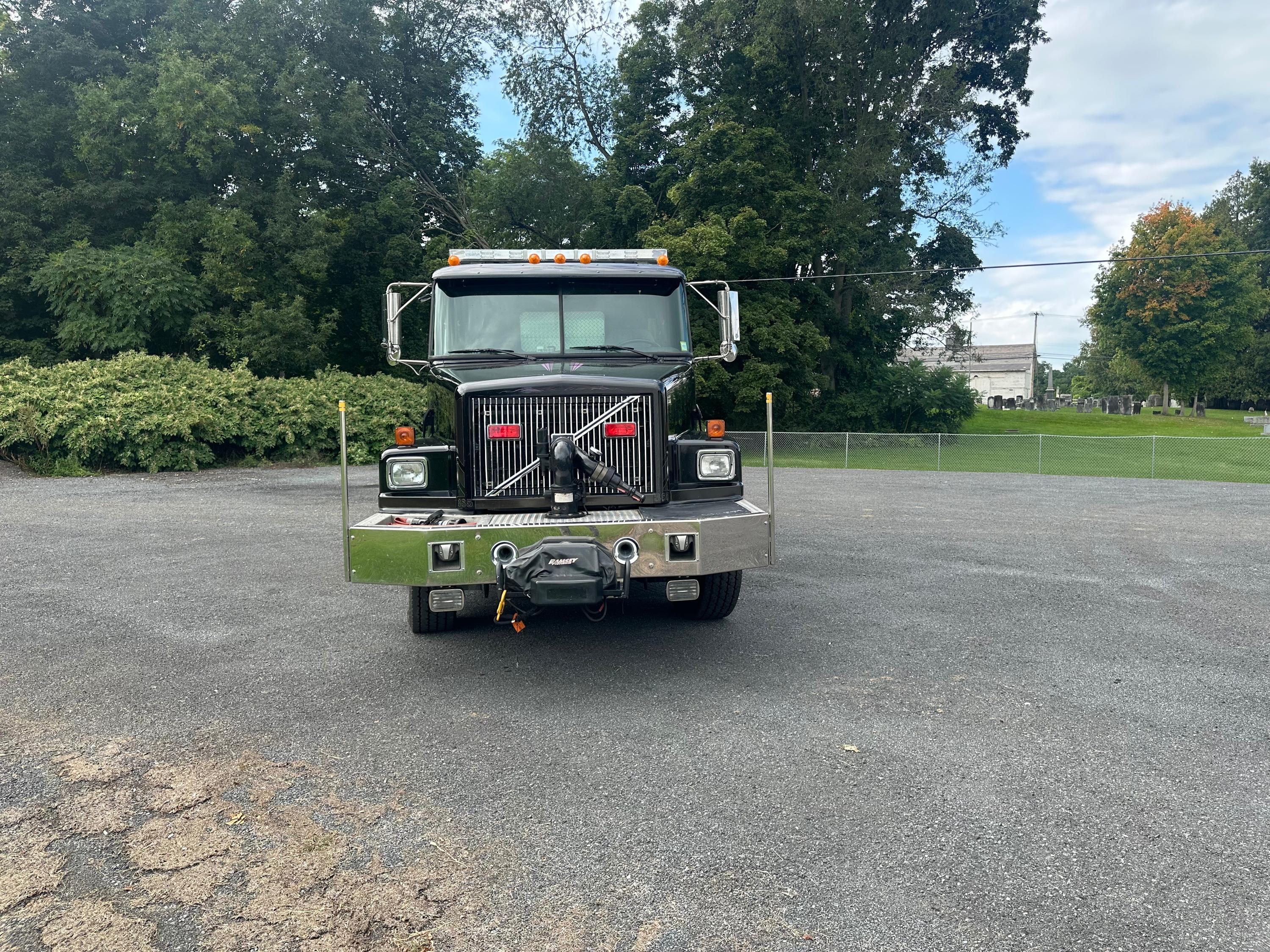 1997 Volvo Pumper - image 3