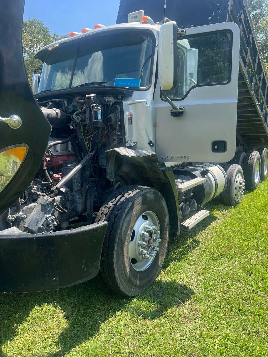 2012 Mack 600 Dump Truck