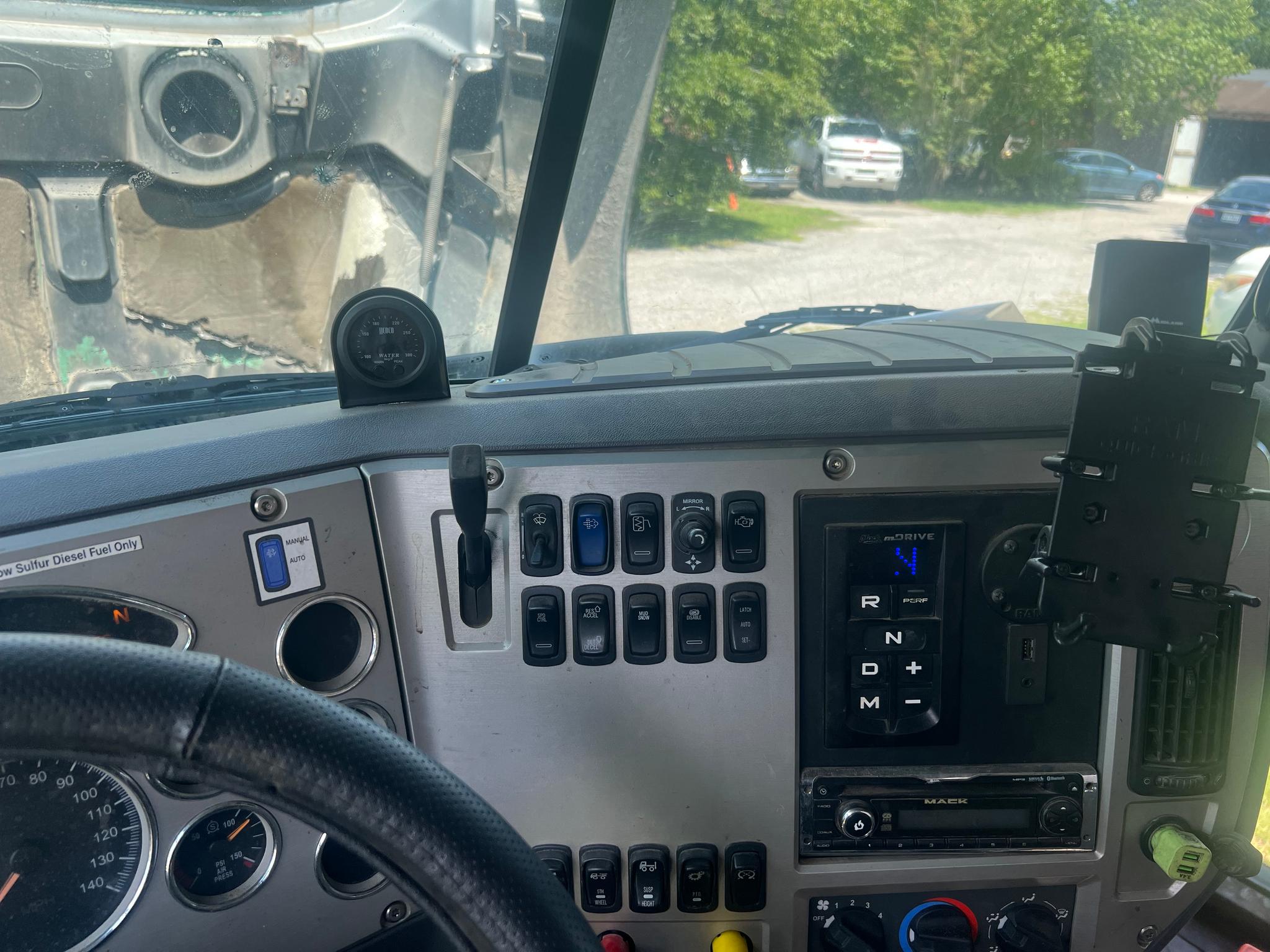 2012 Mack 600 Dump Truck - image 5