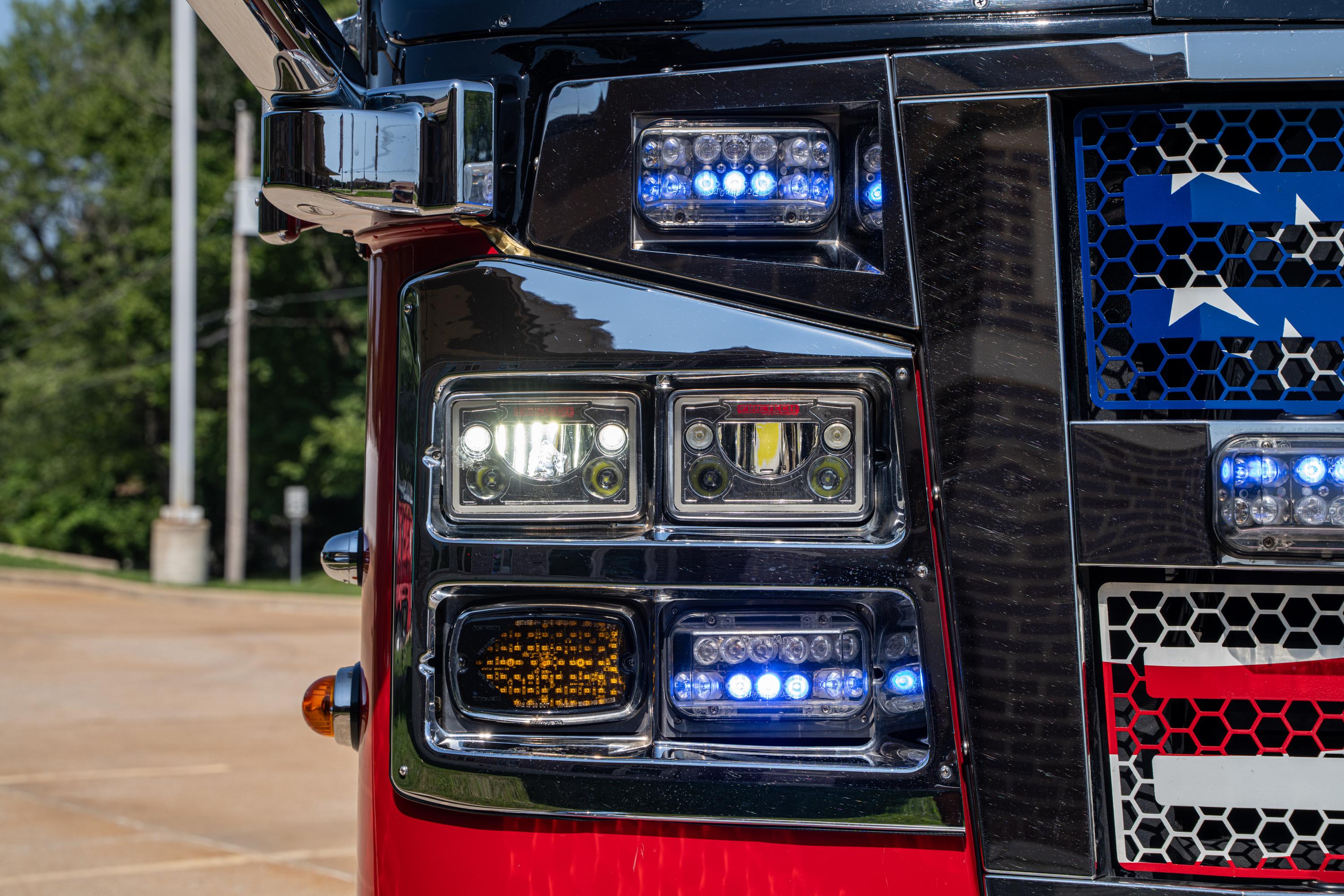 2014 Rosenbauer Commander Rescue Pumper - image 35