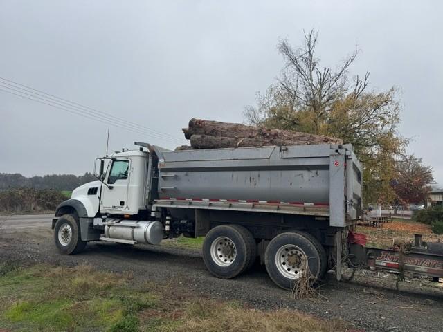 2010 Mack Granite Gold Bulldog Dump Truck & Trailer - image 1