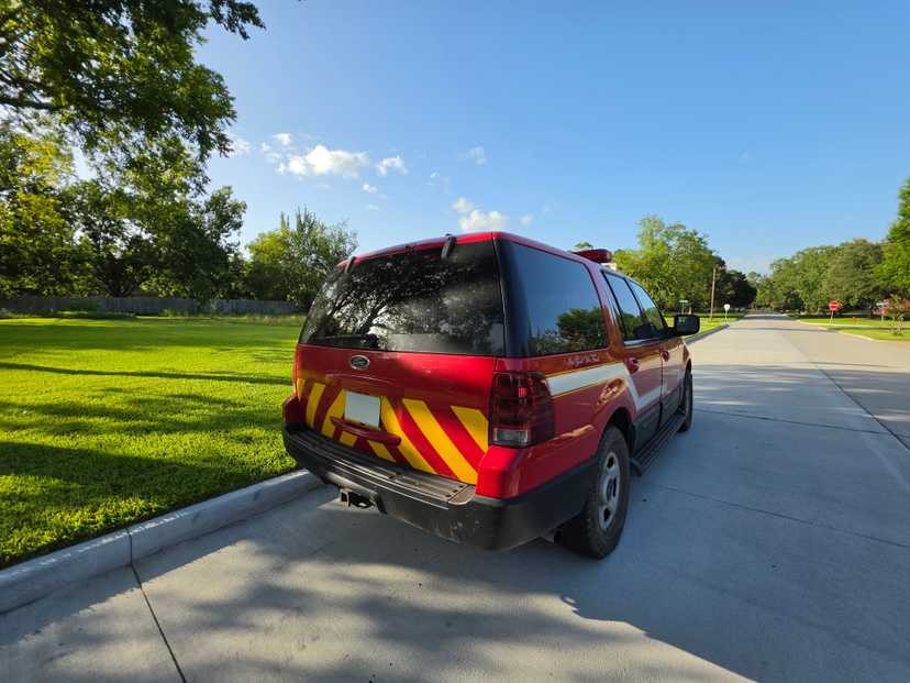 2003 Ford Expedition Command Truck — photo 5