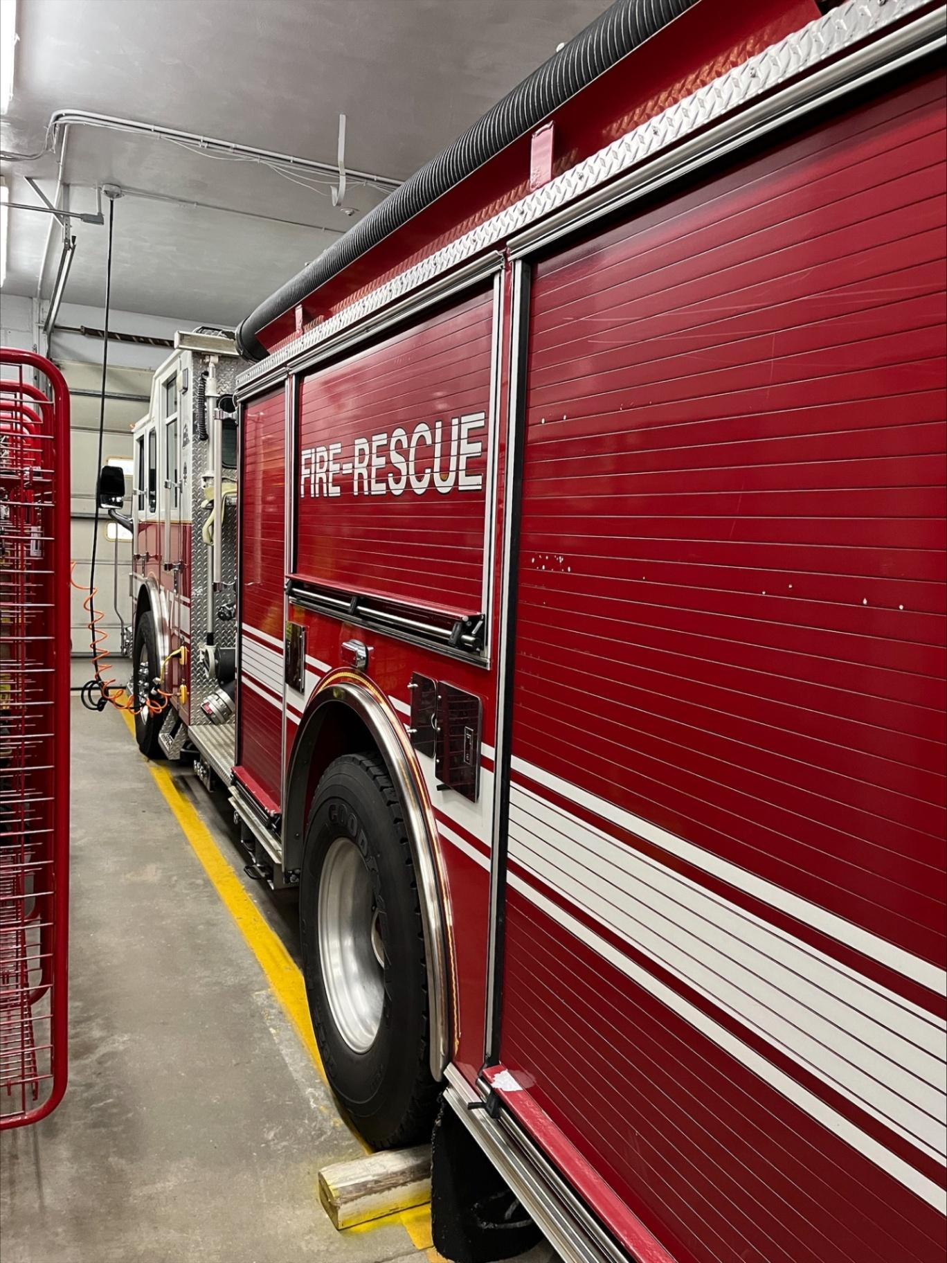 2005 Pierce Enforcer Pumper - image 7
