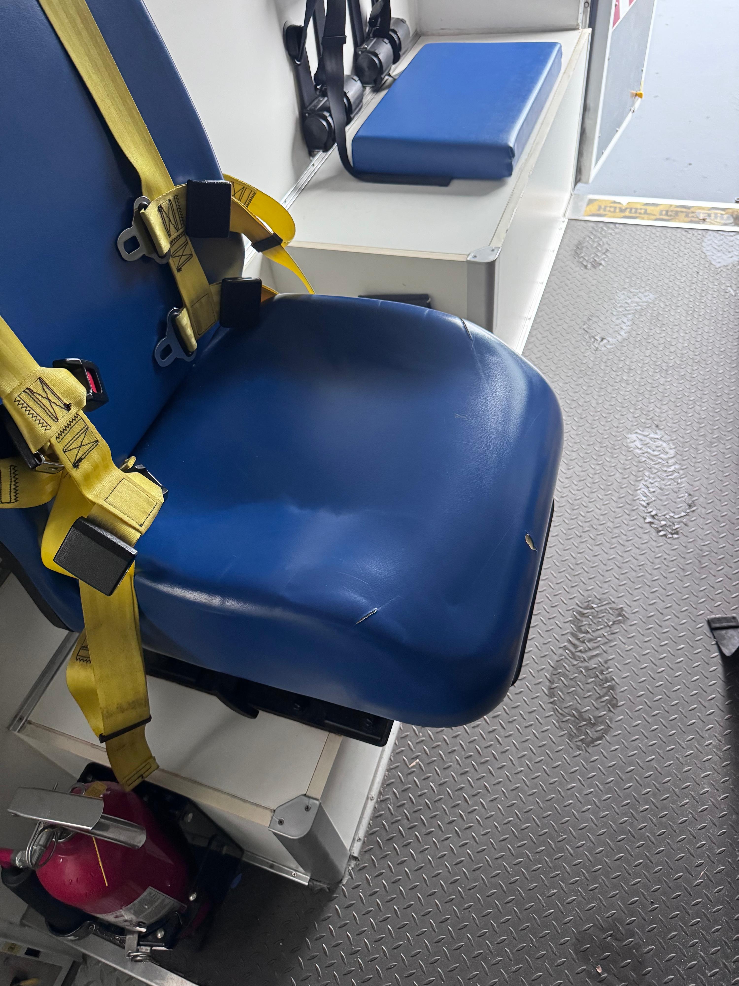 2017 REV Ford Type I Ambulance - image 7