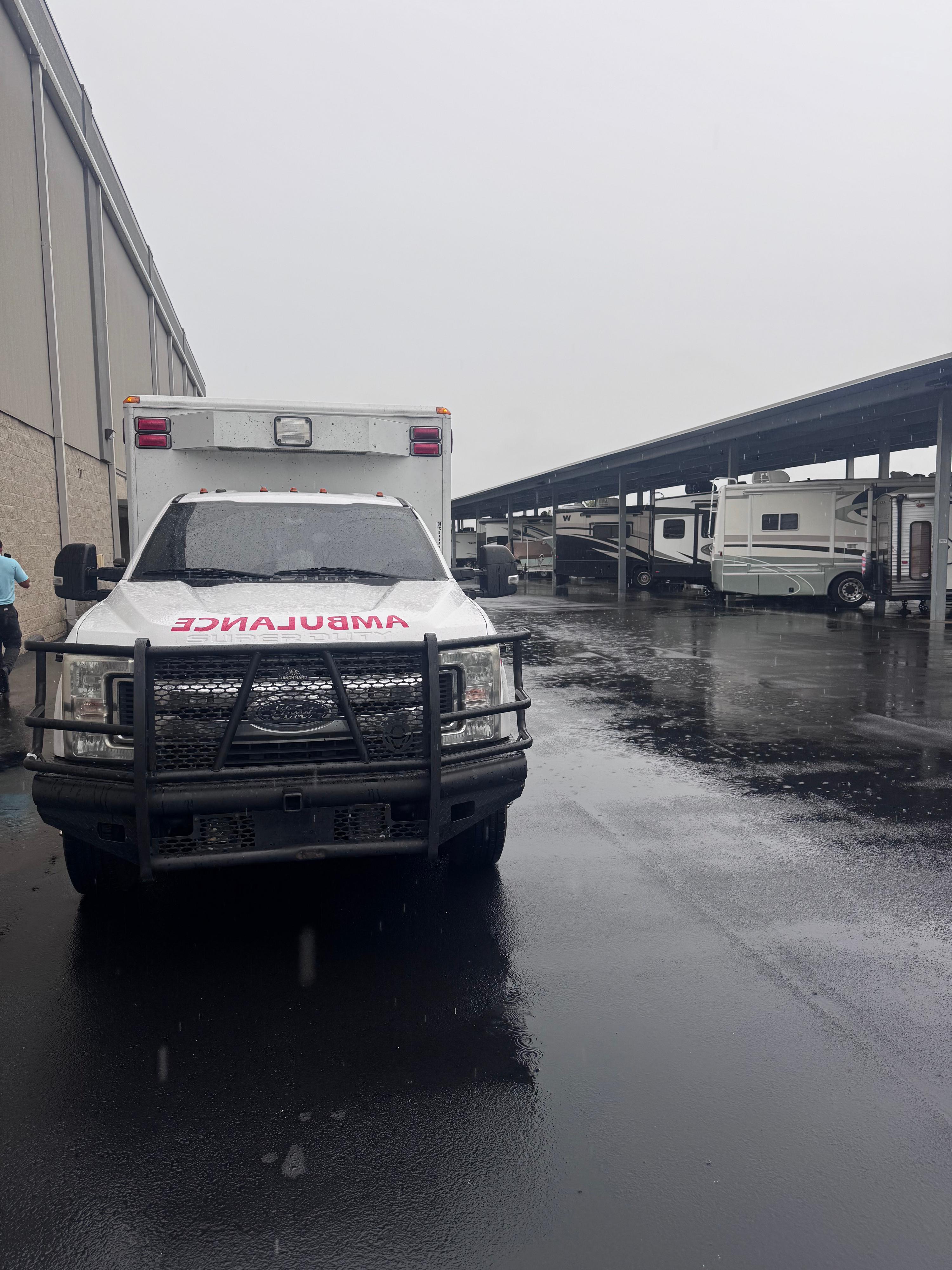 2017 REV Ford Type I Ambulance - image 2