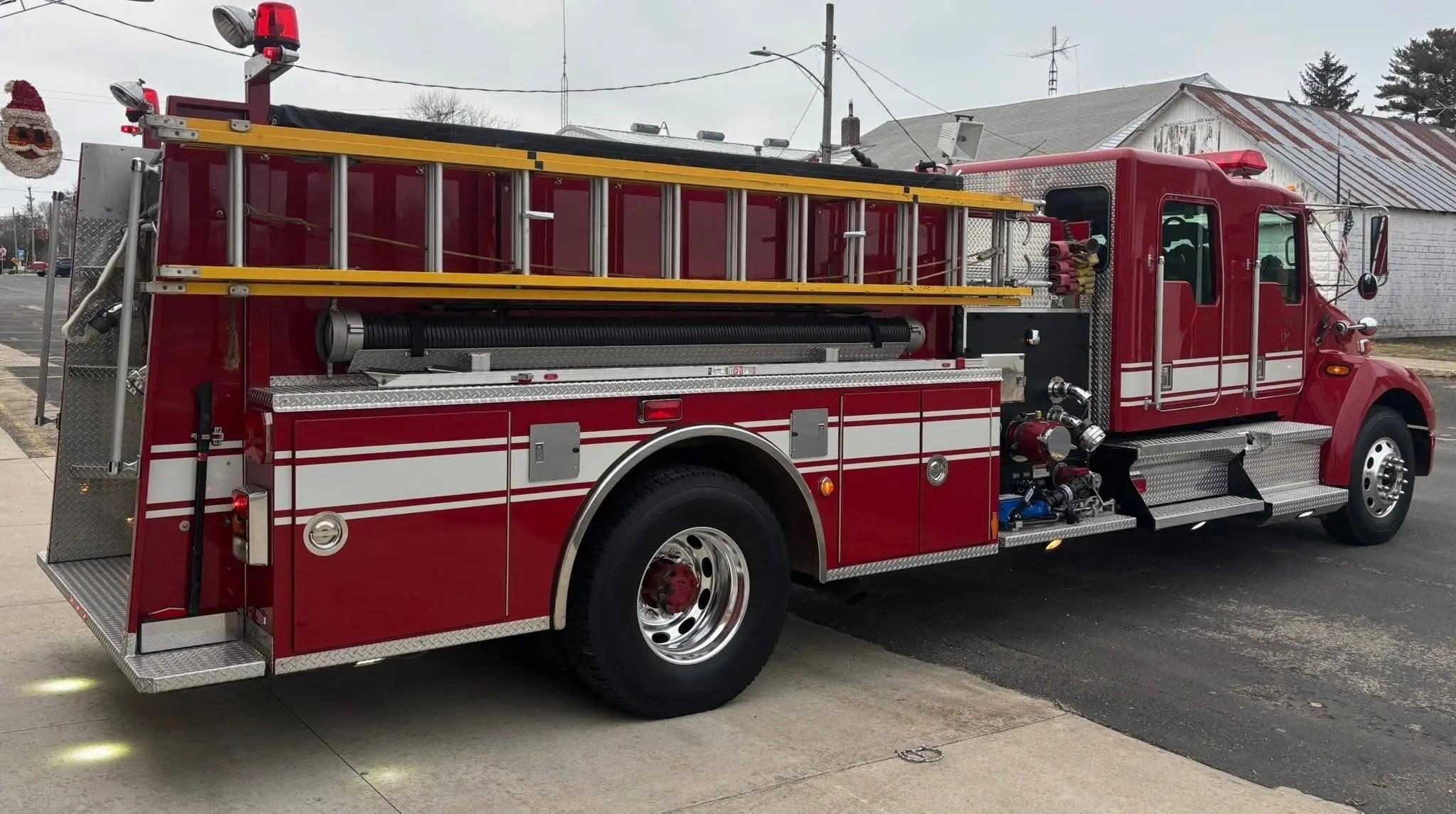 2000 Pierce Kenworth Pumper - image 4