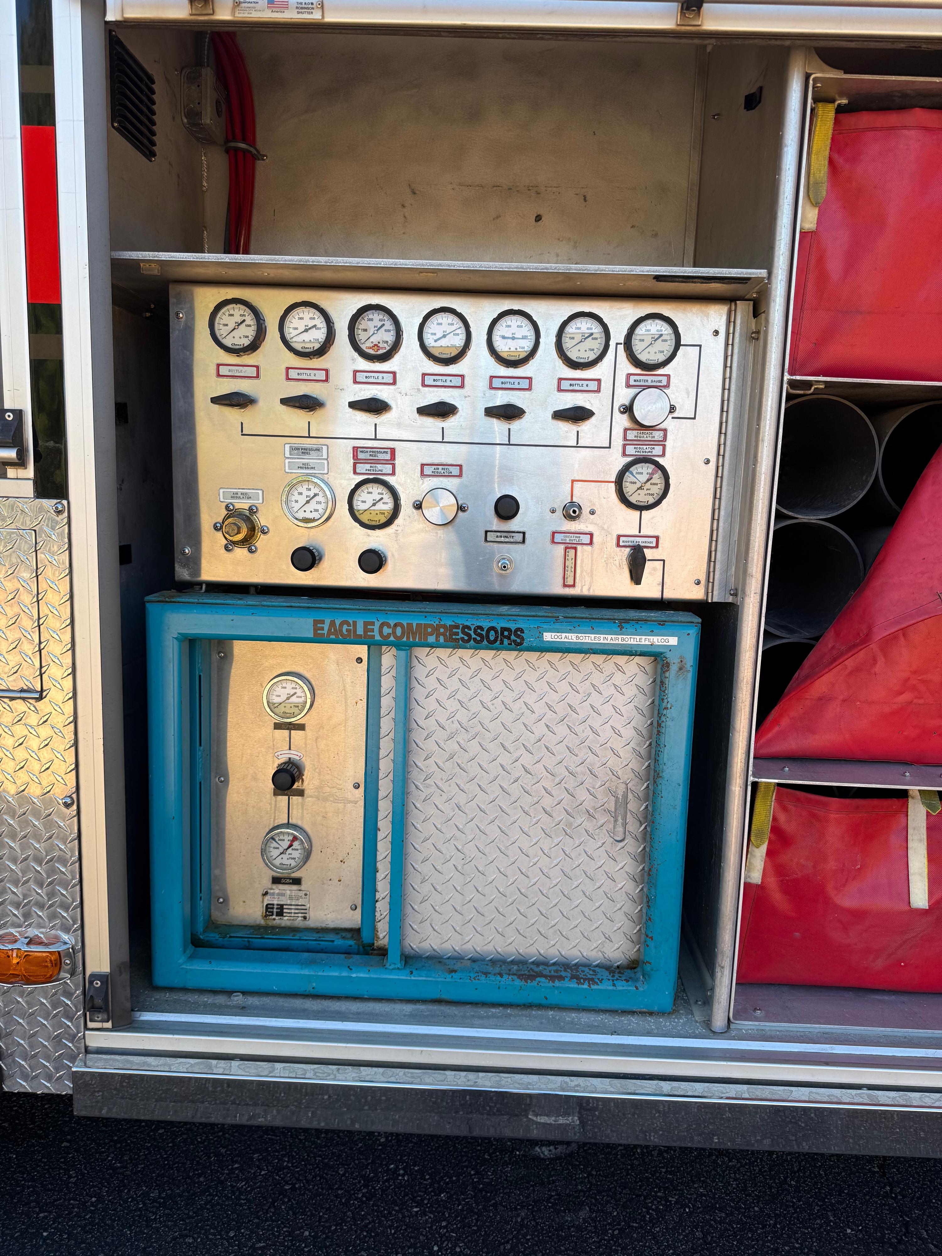 1999 Saulsbury Heavy Rescue - image 15