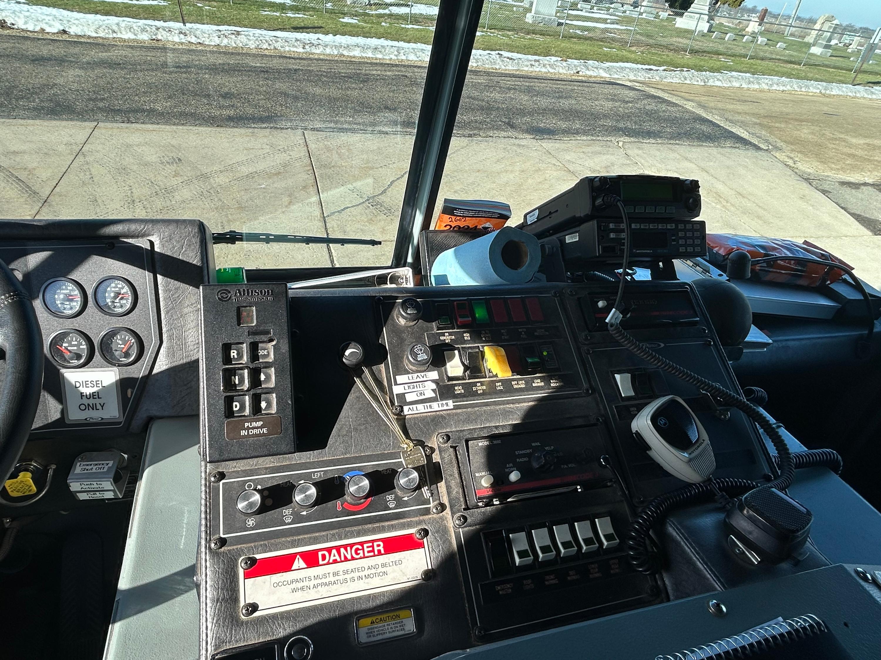 2002 Pierce Saber Pumper - image 18