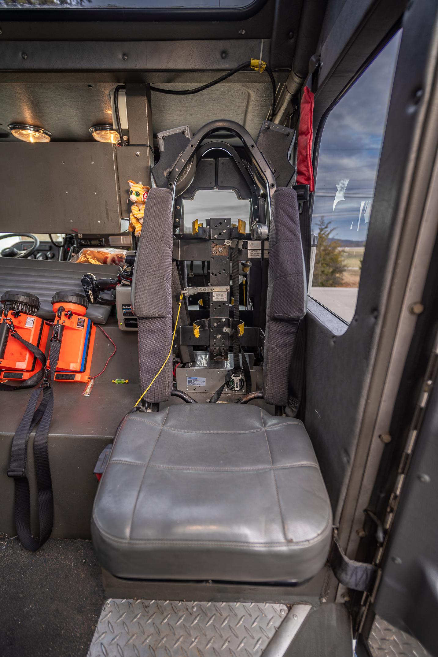 2002 E-One Cyclone Heavy Rescue - image 44