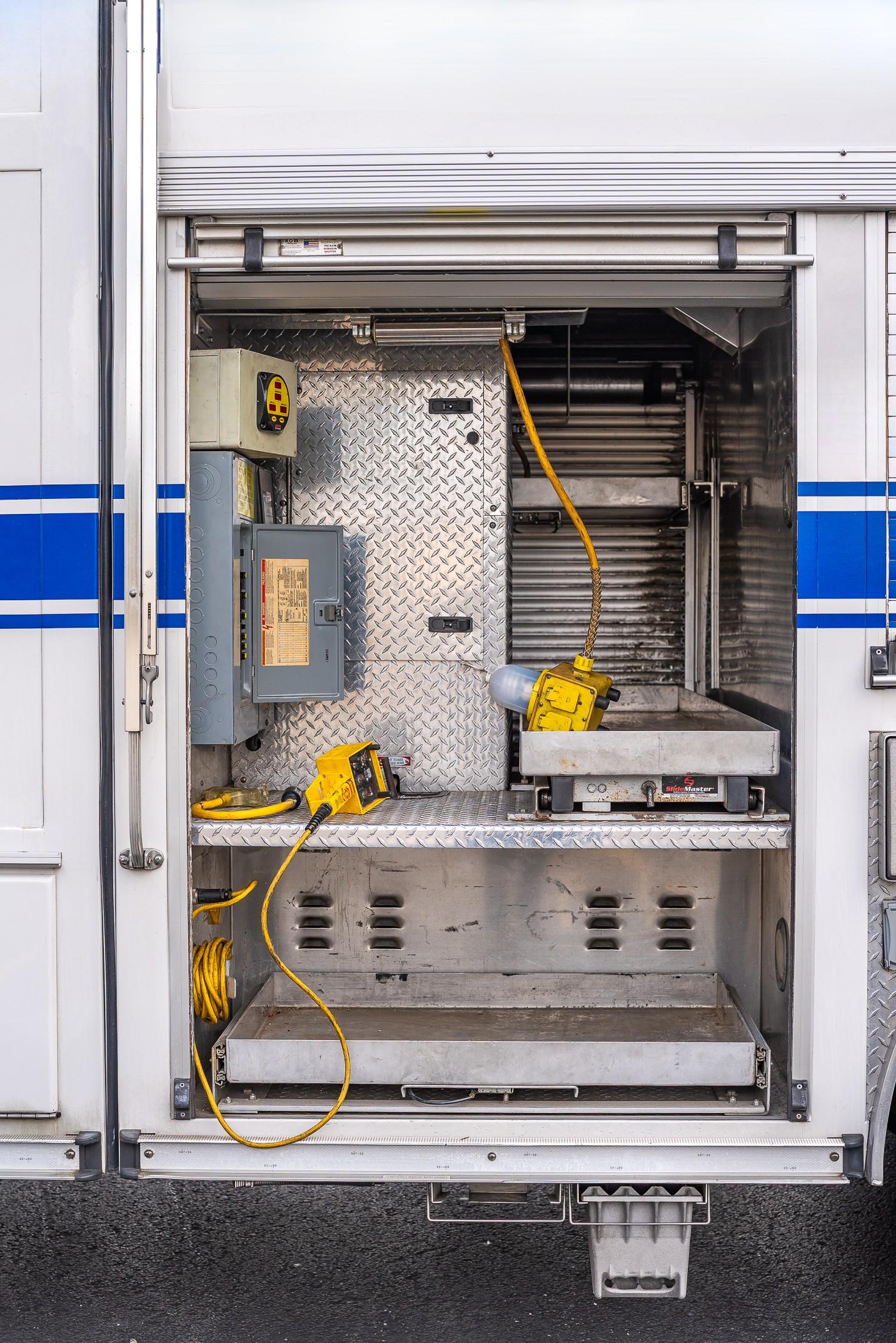 2002 E-One Cyclone Heavy Rescue - image 85