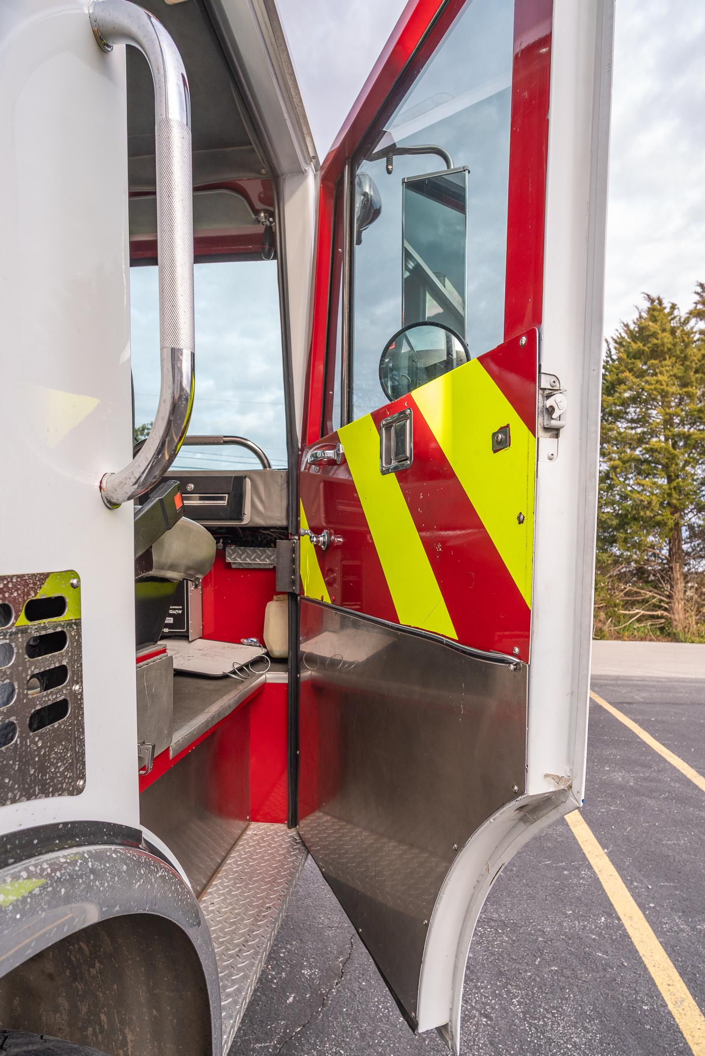 1991 Spartan Freightliner Heavy Rescue - image 29