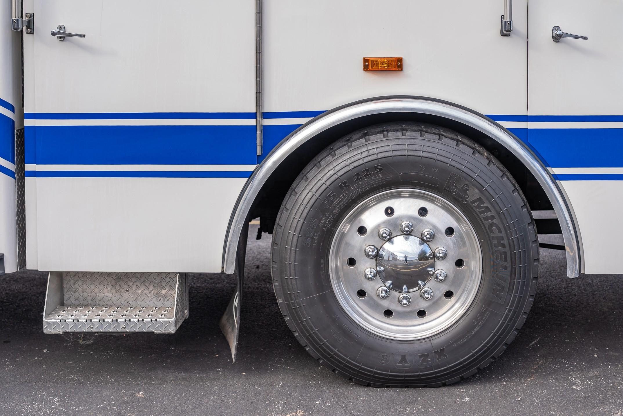2002 E-One Cyclone Heavy Rescue - image 81
