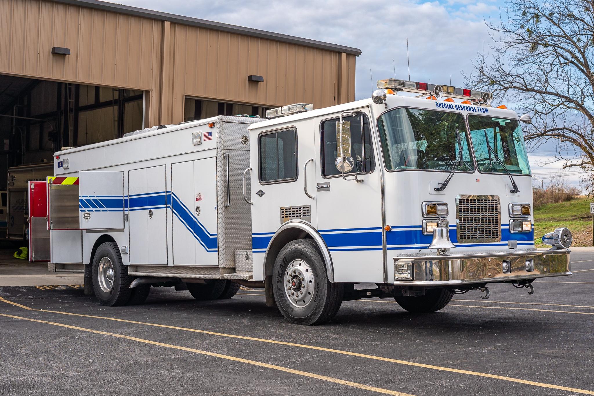 1991 Spartan Freightliner Heavy Rescue - image 1