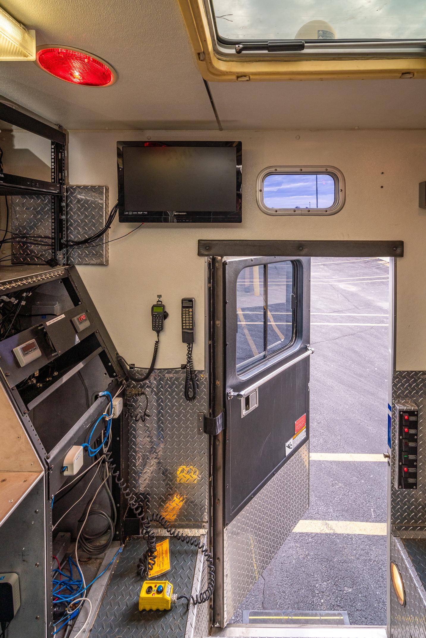 2002 E-One Cyclone Heavy Rescue - image 55