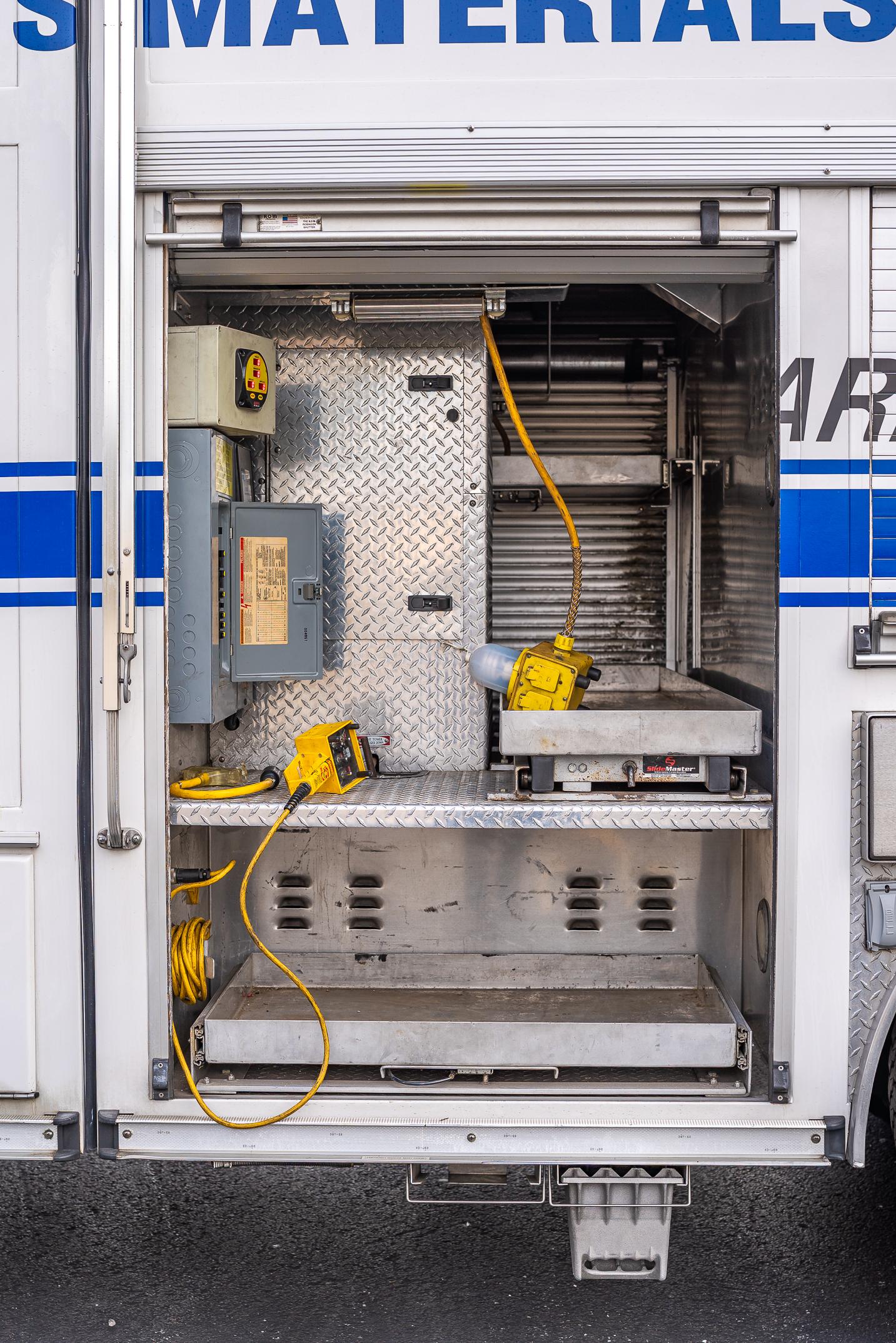 2002 E-One Cyclone Heavy Rescue - image 11