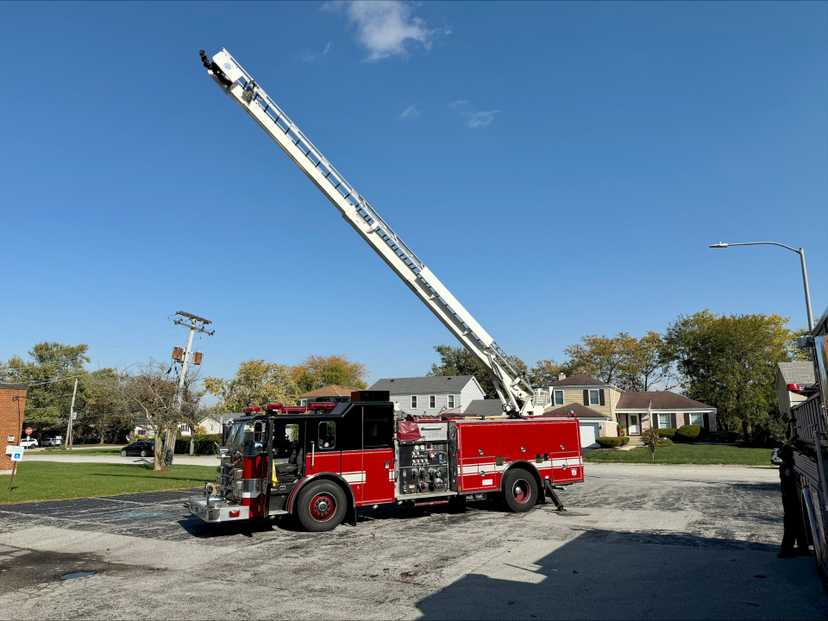 2005 Pierce 55' Boom Truck