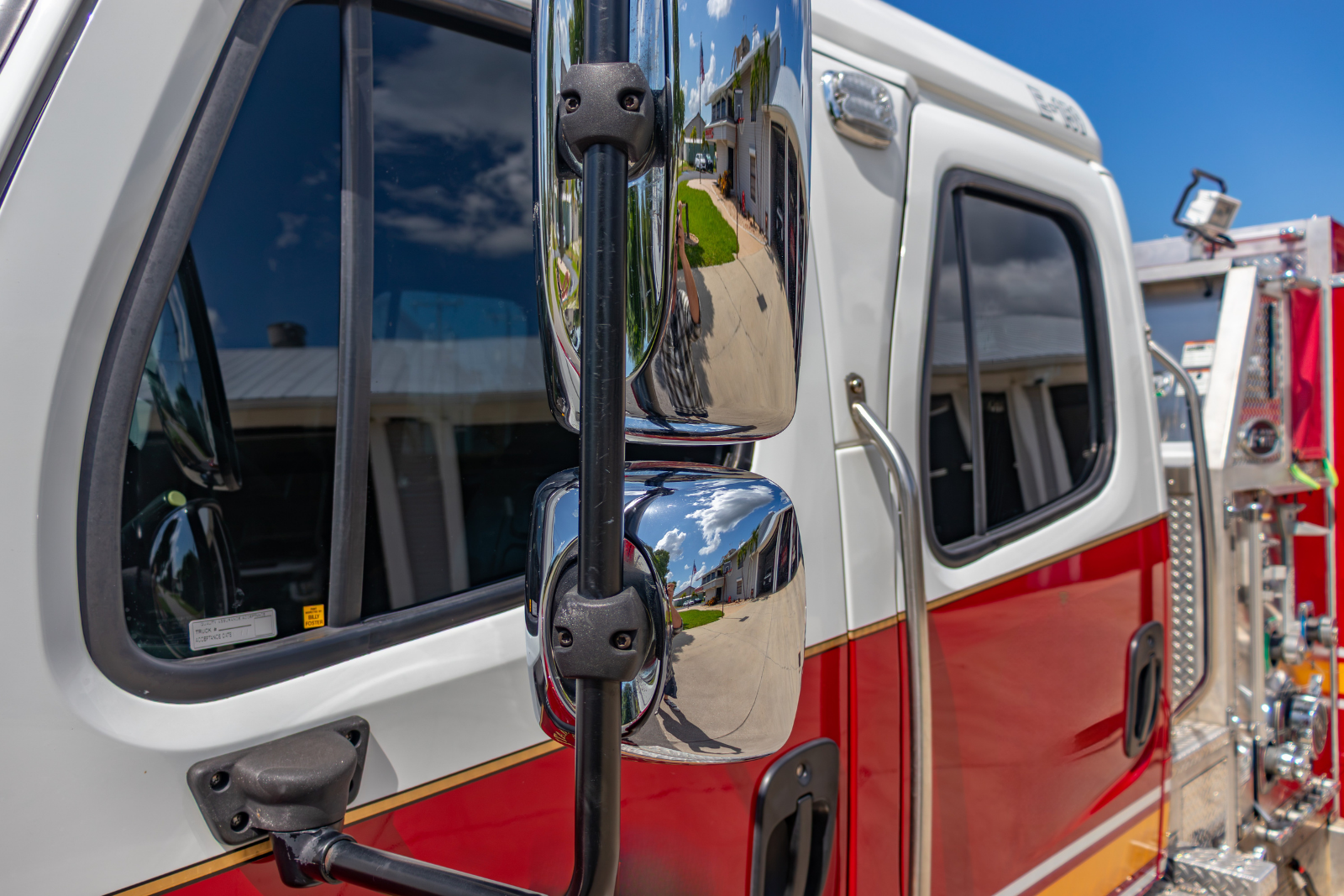 2017 E-One Freightliner Pumper - image 17