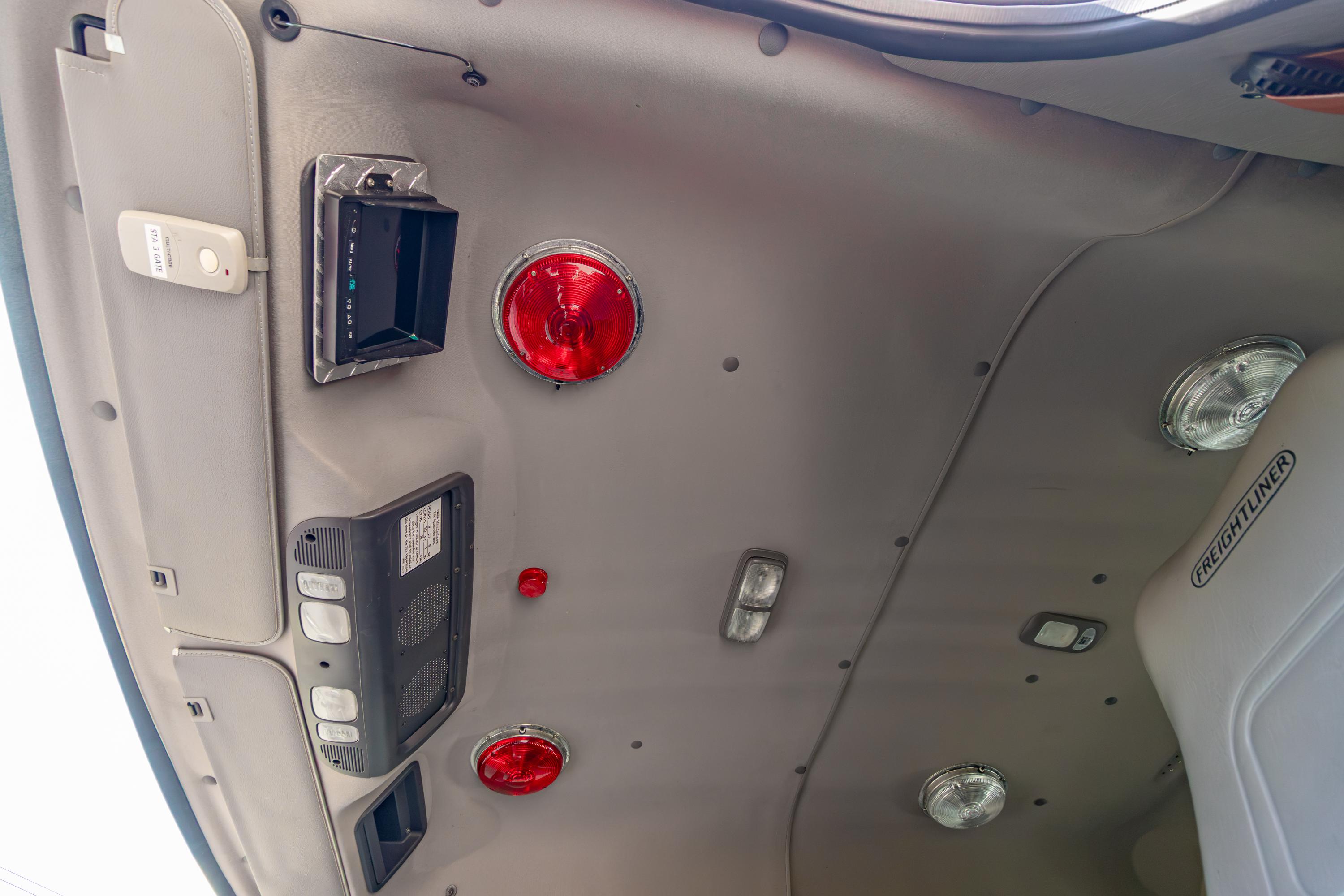 2017 E-One Freightliner Pumper - image 78