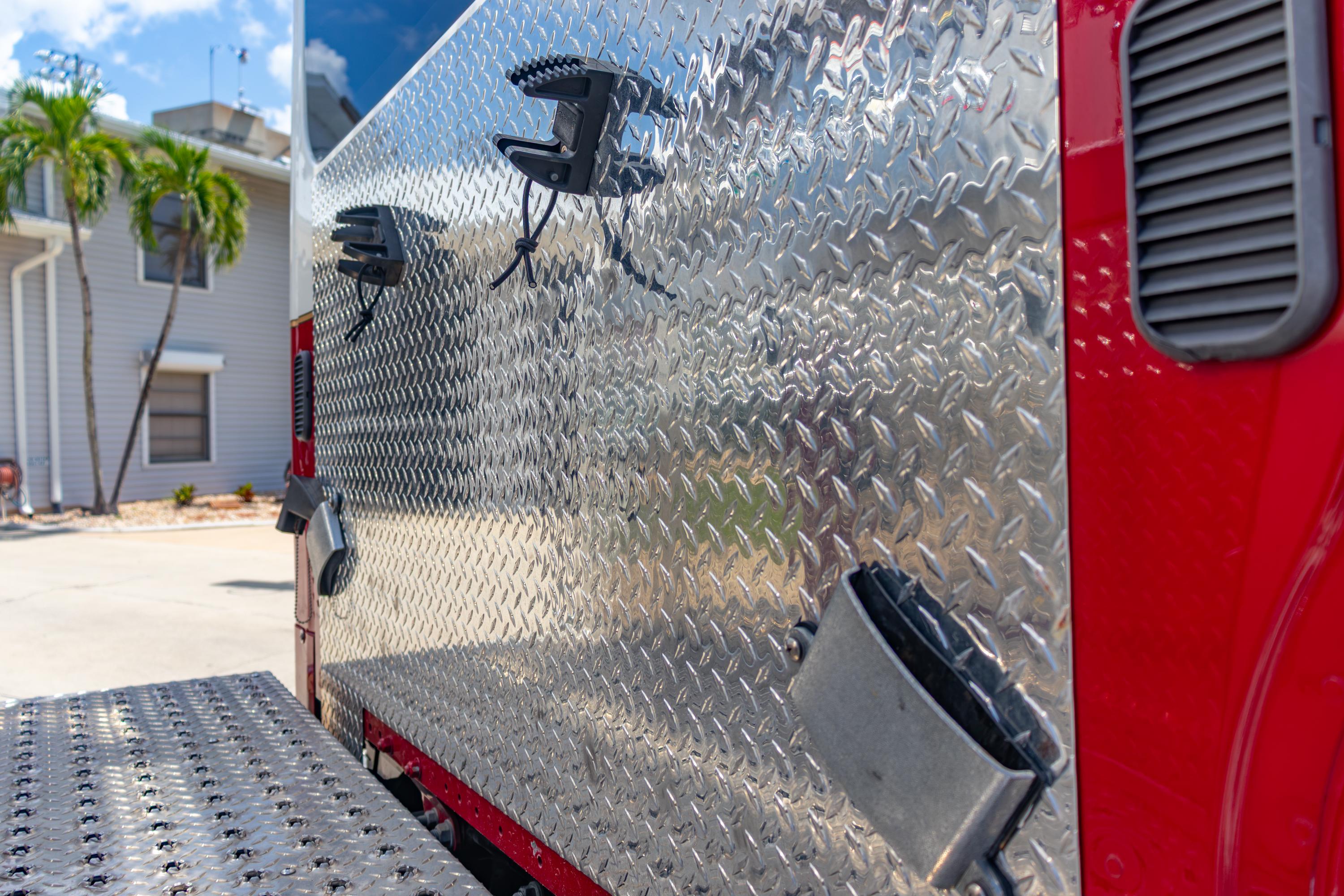 2017 E-One Freightliner Pumper - image 61