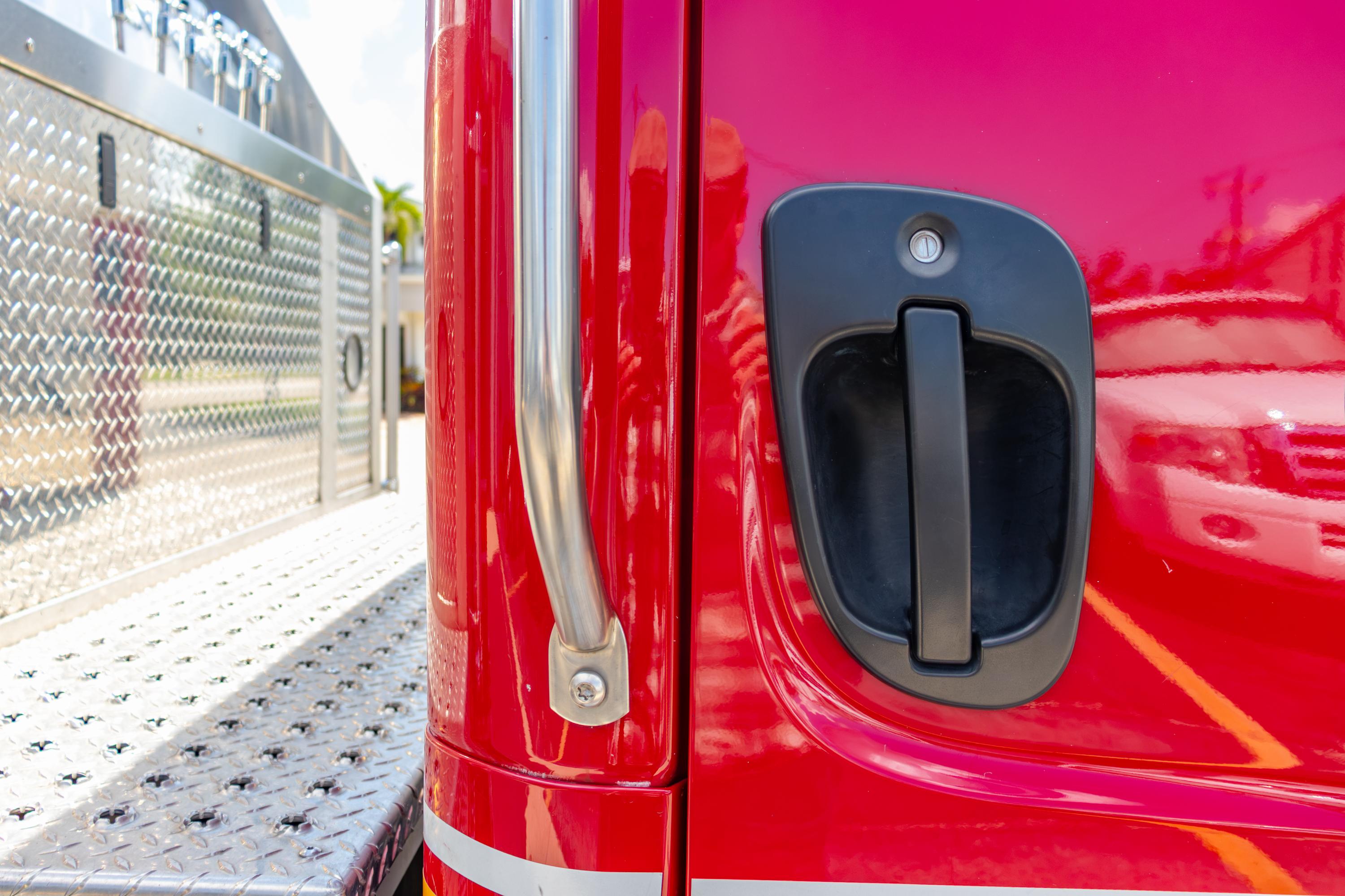 2017 E-One Freightliner Pumper - image 62