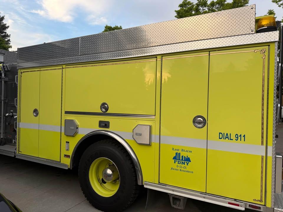 2002 Freightliner Pumper - image 4