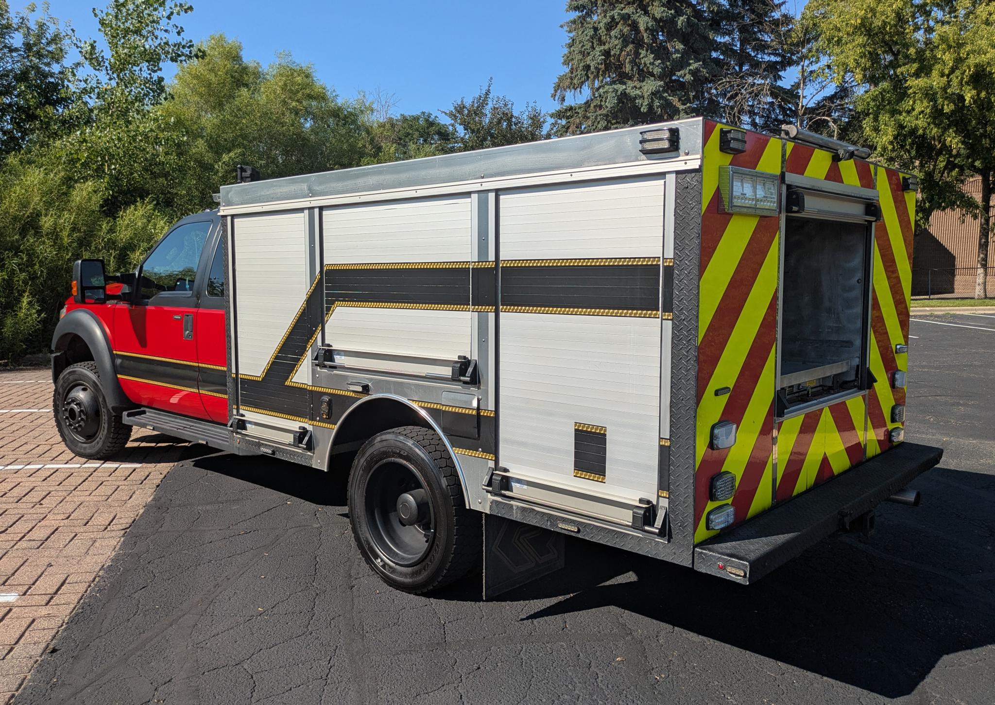 2016 Ford 4x4 Light Rescue - image 4