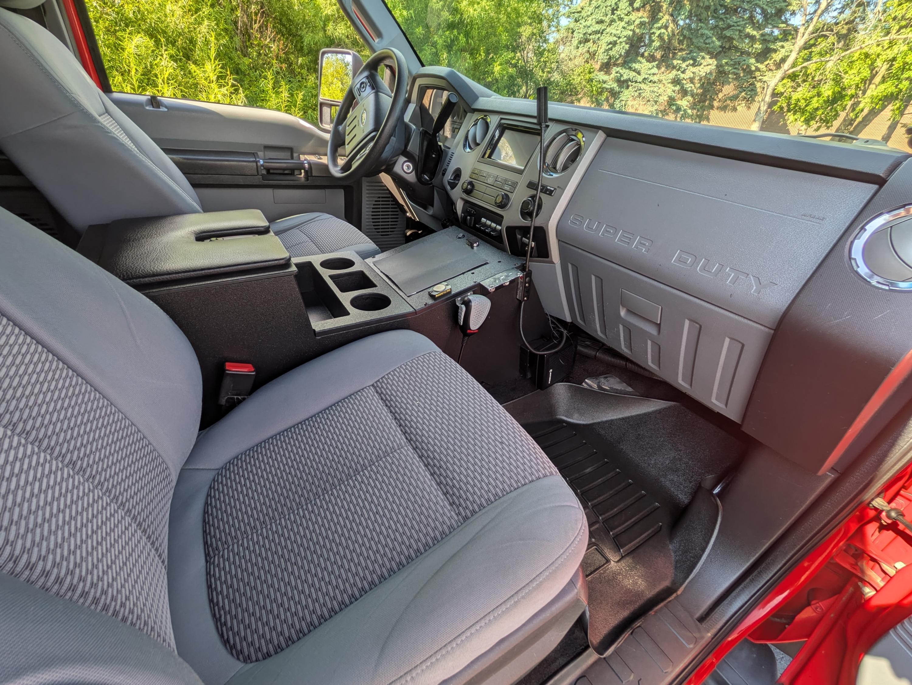 2016 Ford 4x4 Light Rescue - image 17