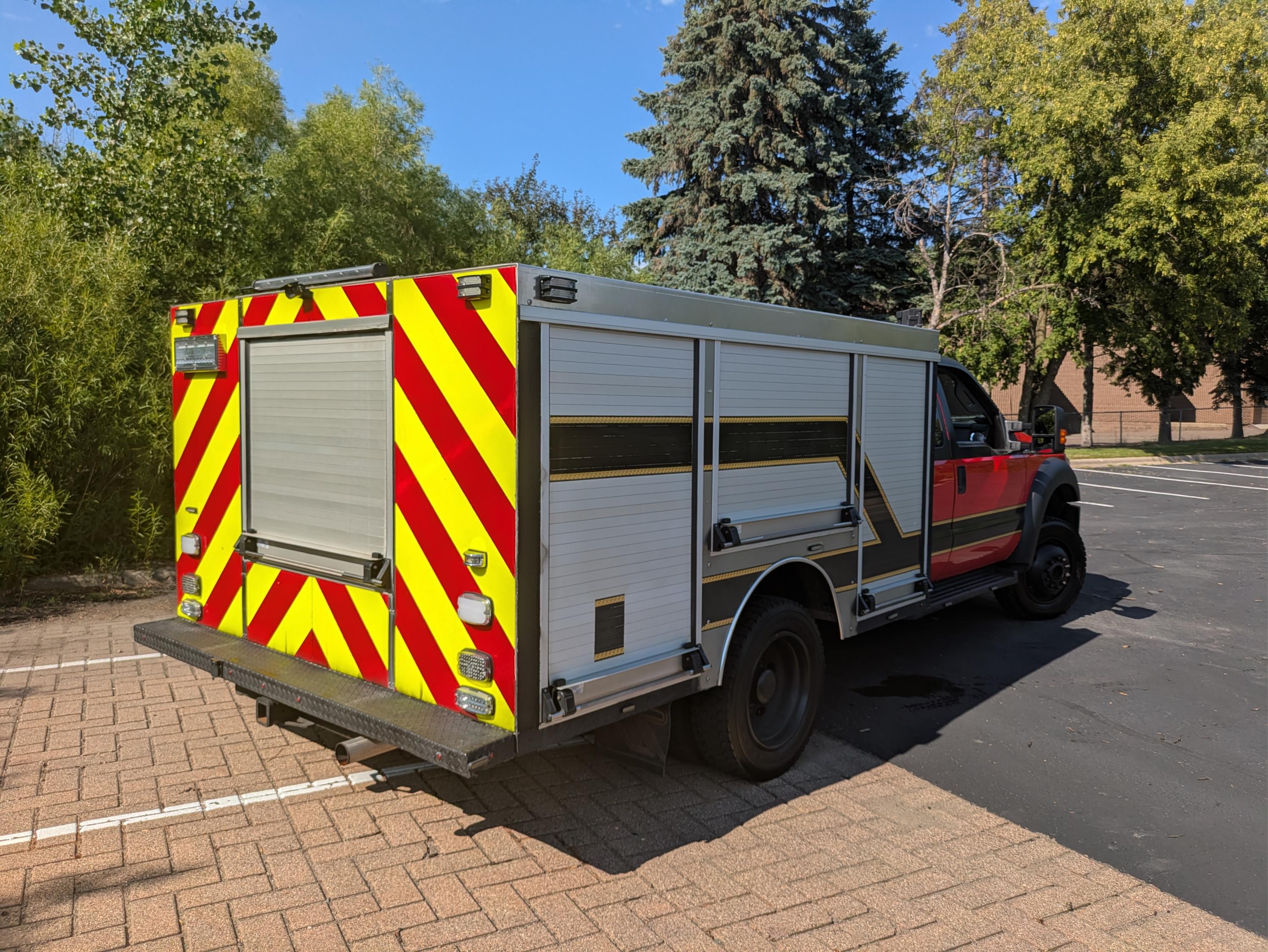 2016 Ford 4x4 Light Rescue - image 10
