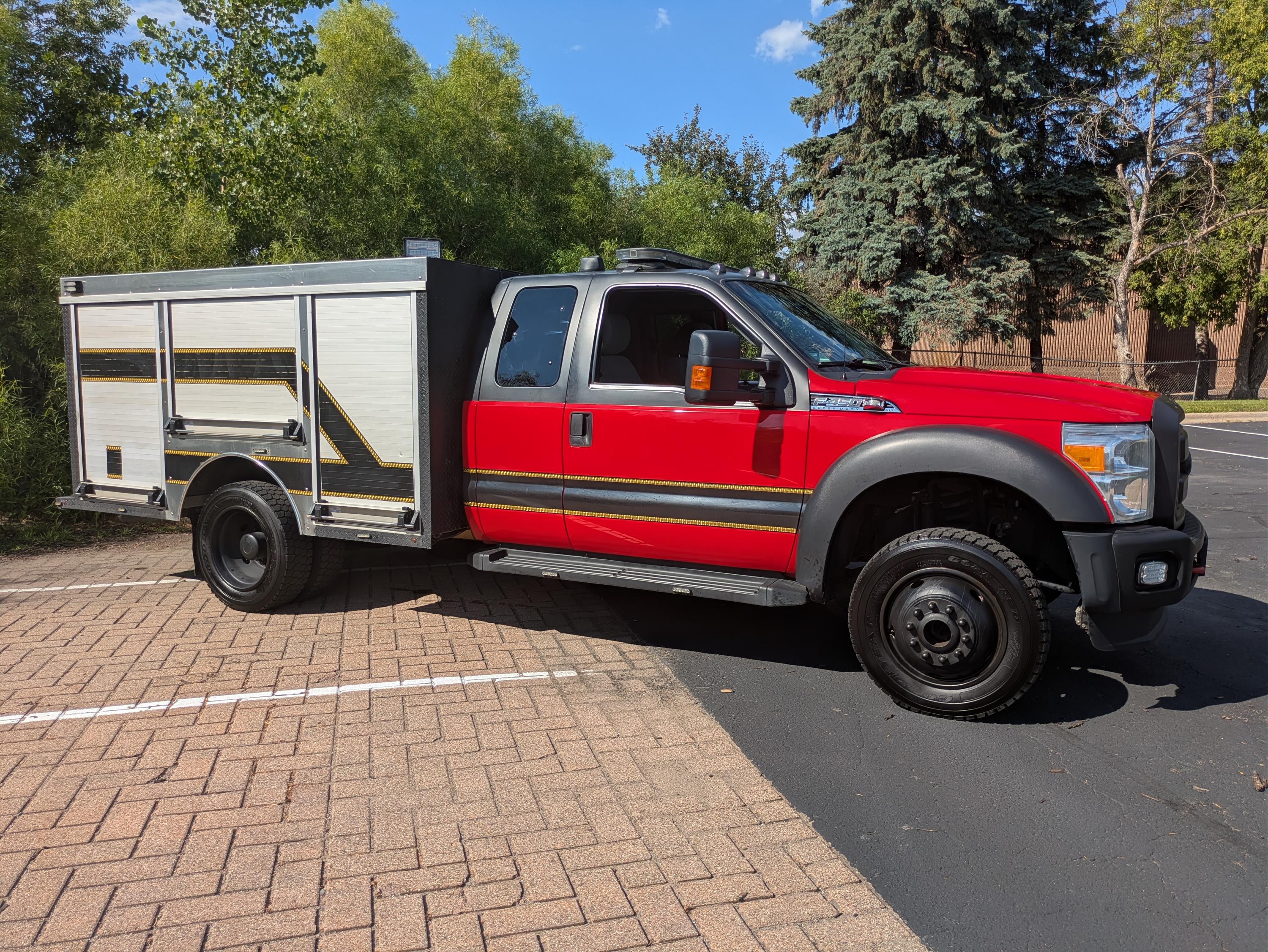 2016 Ford 4x4 Light Rescue - image 6