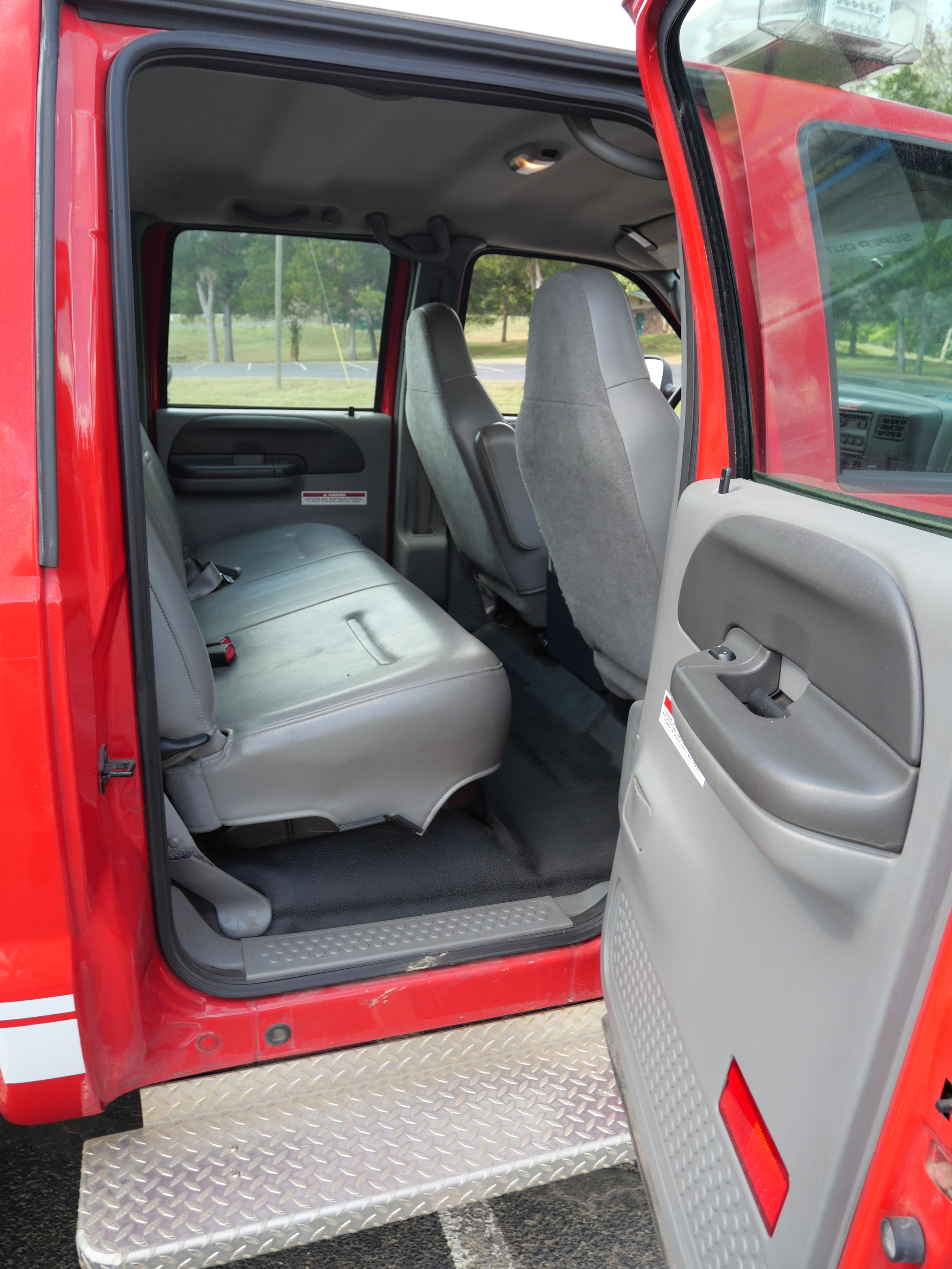 2004 KME Ford Mini Pumper - image 20