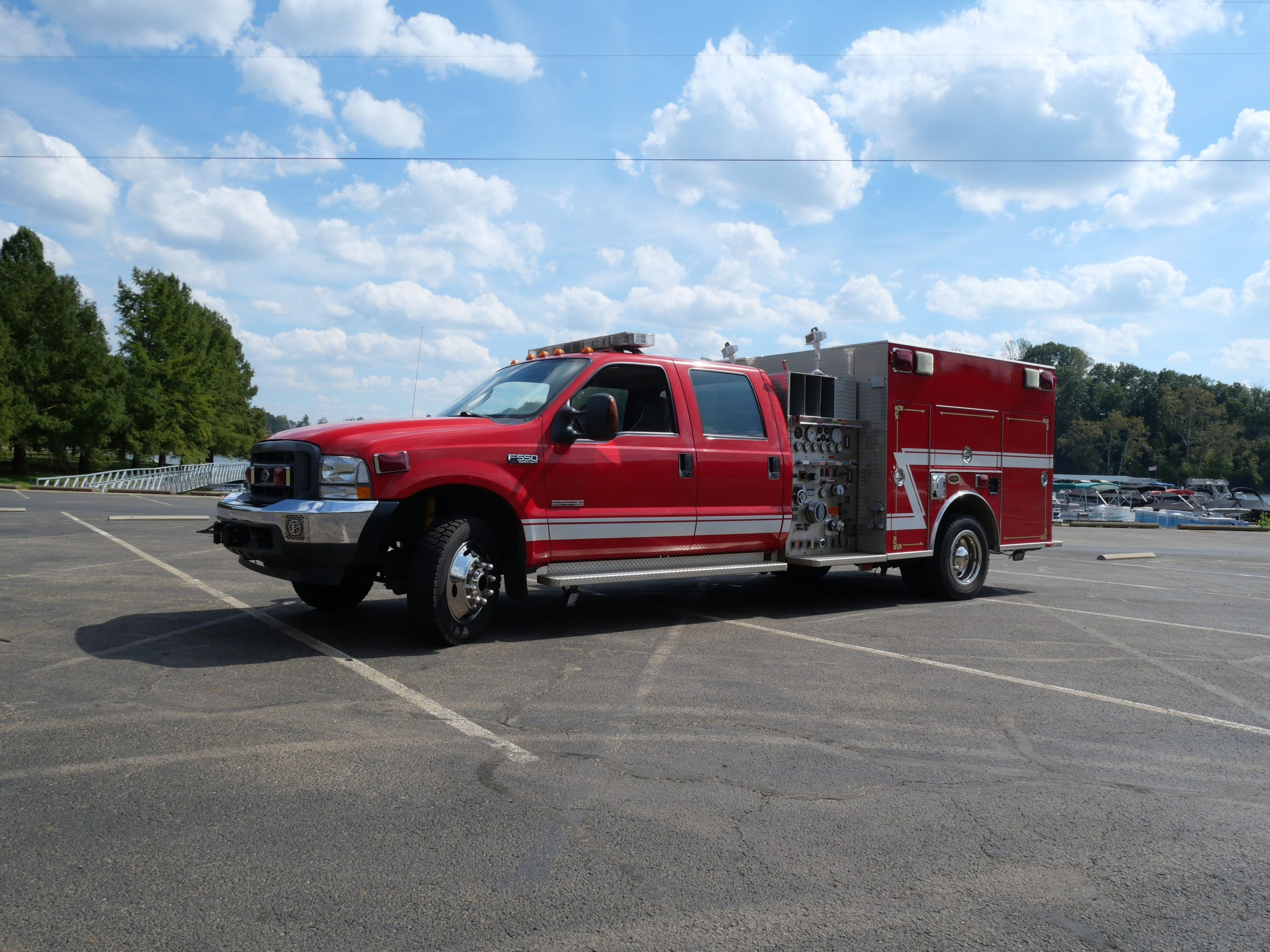 2004 KME Ford Mini Pumper - image 1