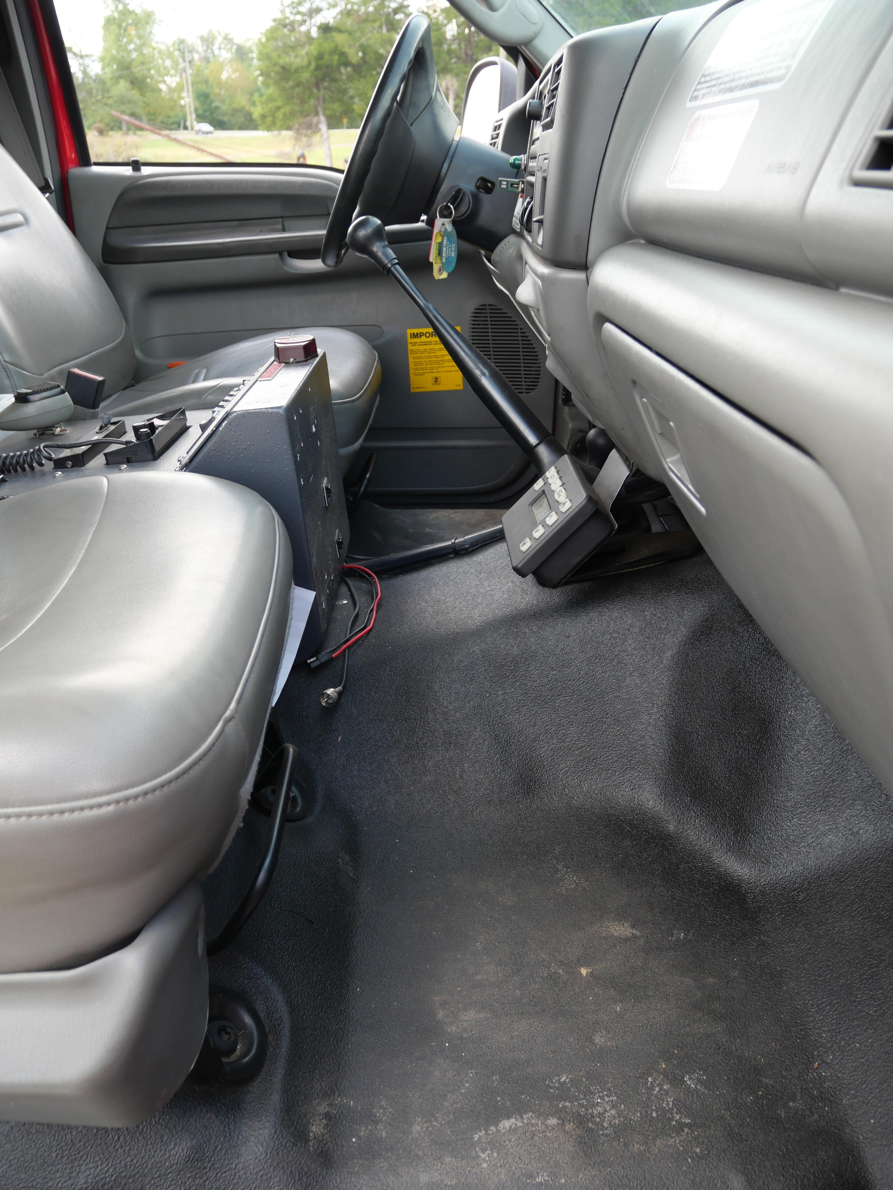 2004 KME Ford Mini Pumper - image 22