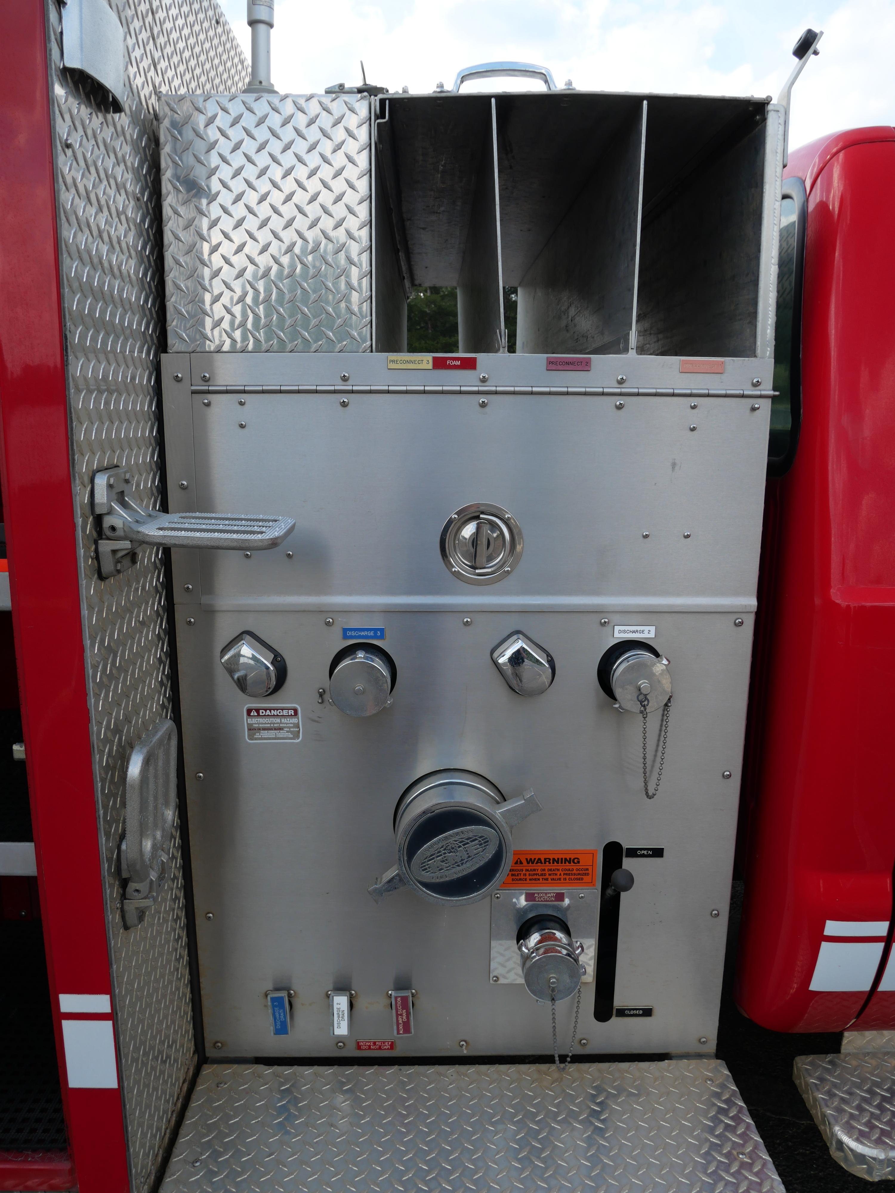 2004 KME Ford Mini Pumper - image 45