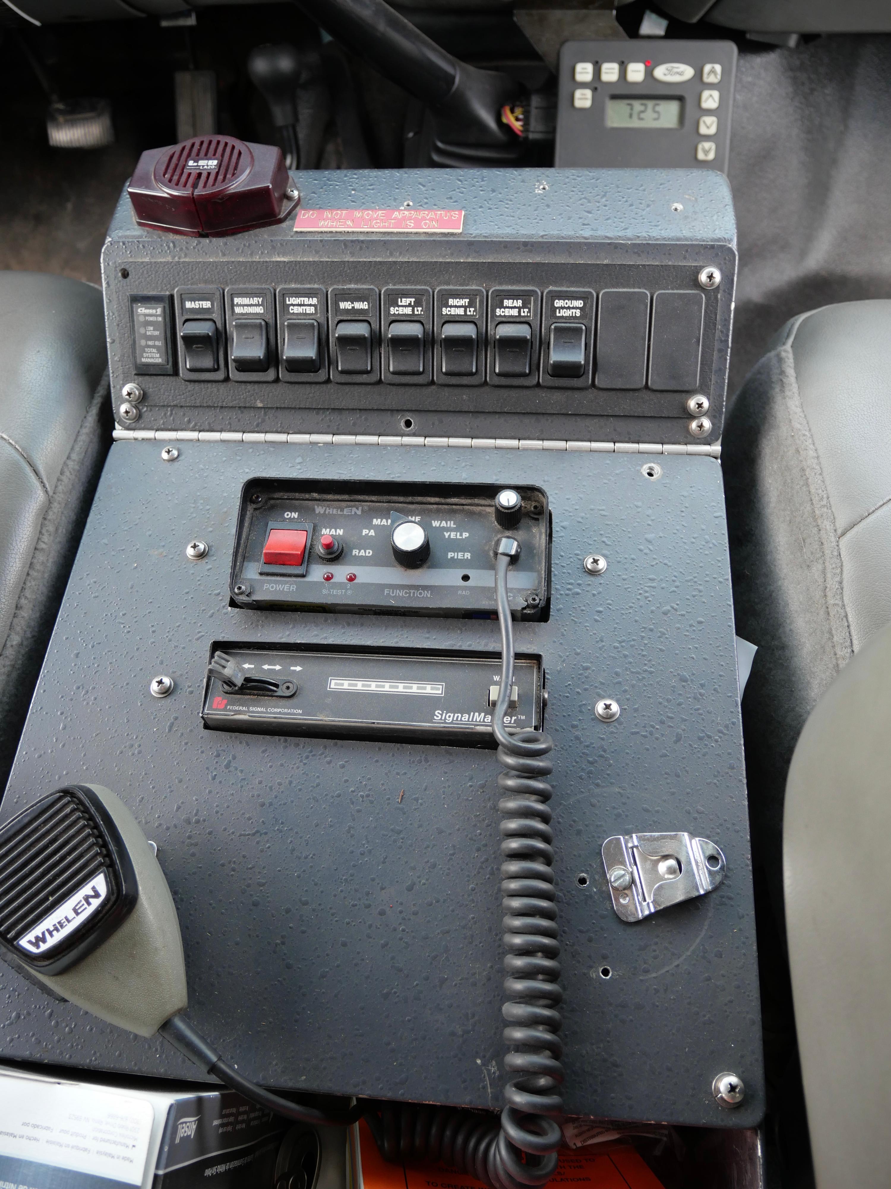 2004 KME Ford Mini Pumper - image 25