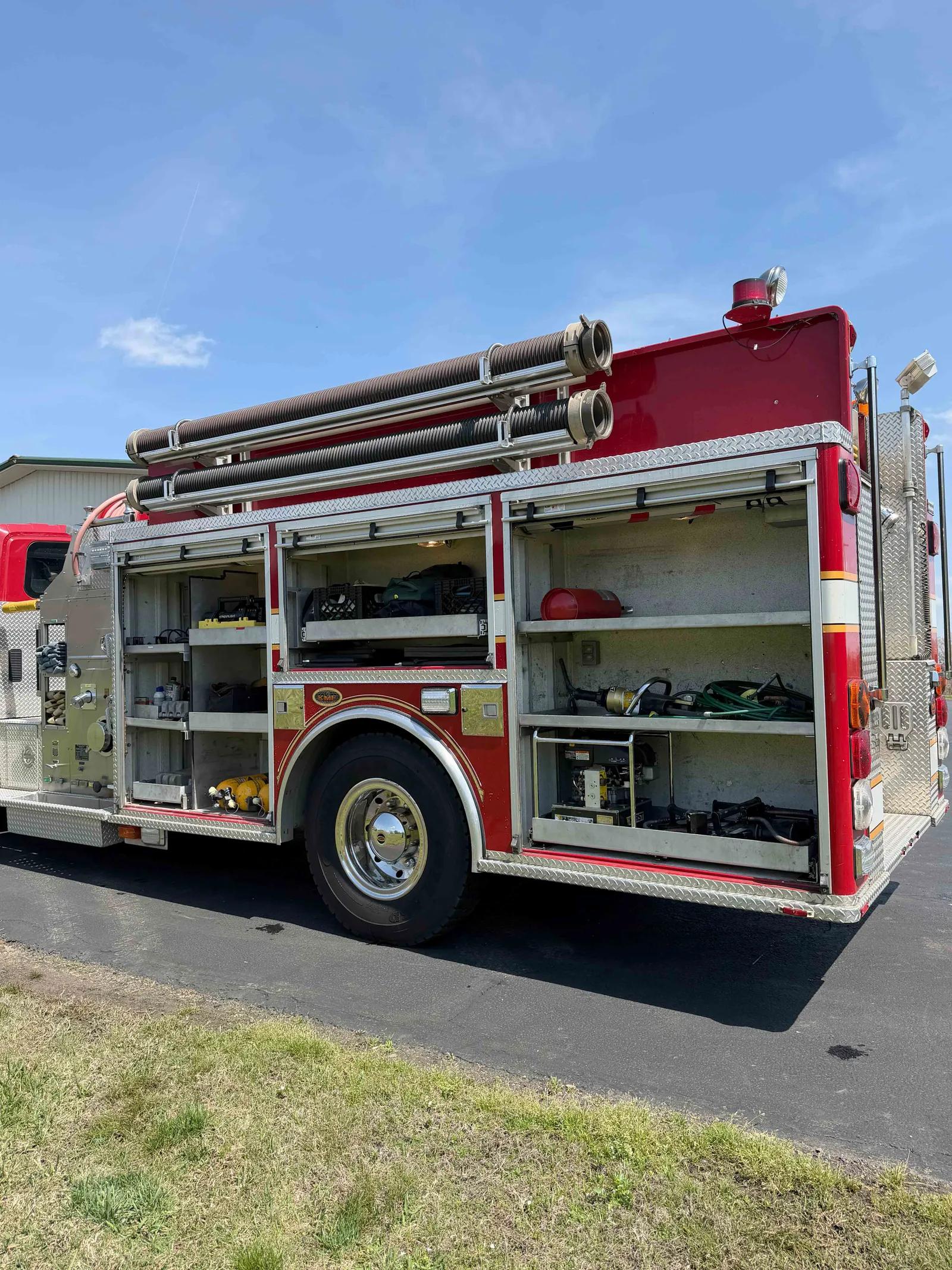 2003 KME International Pumper - image 12