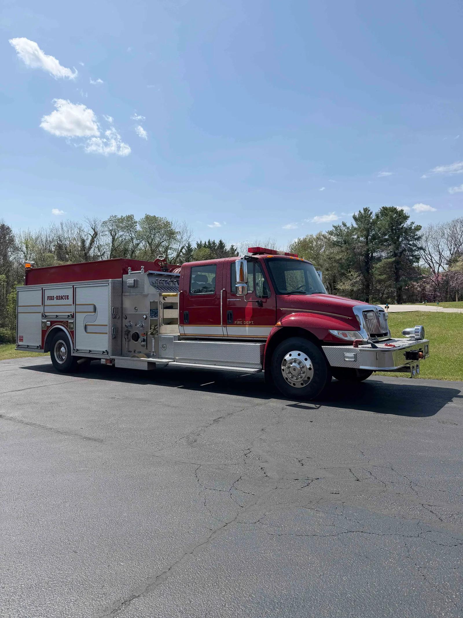2003 KME International Pumper - image 3