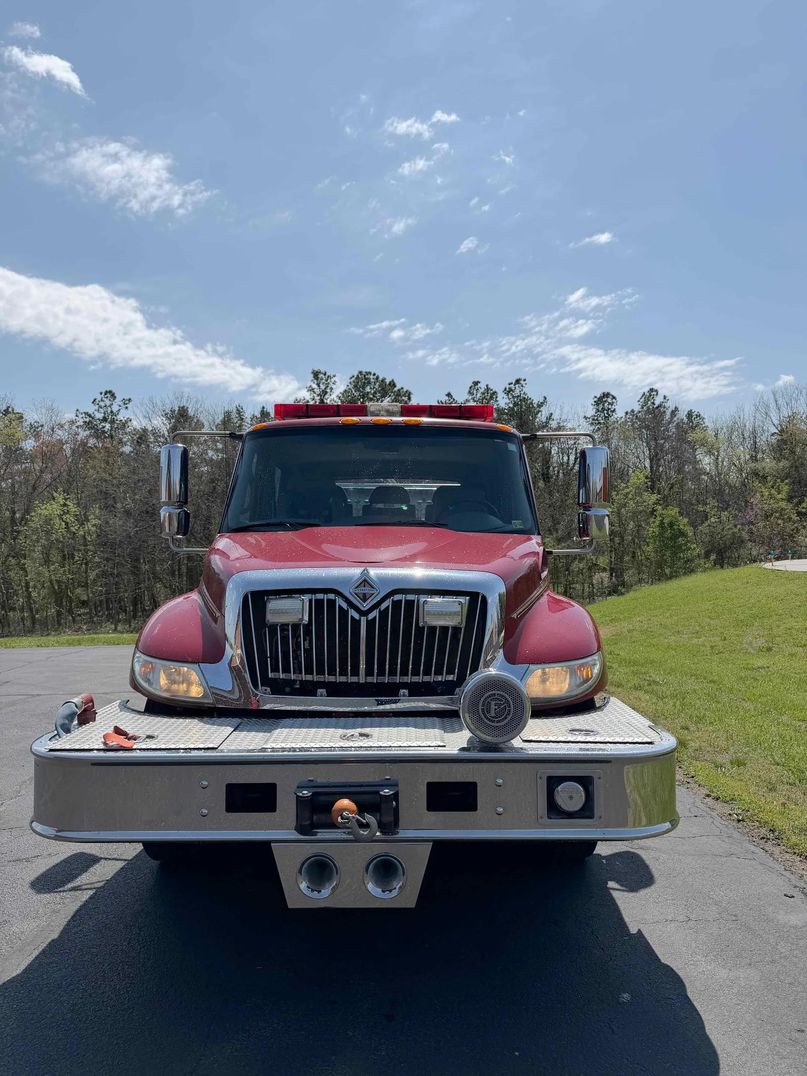 2003 KME International Pumper - image 2