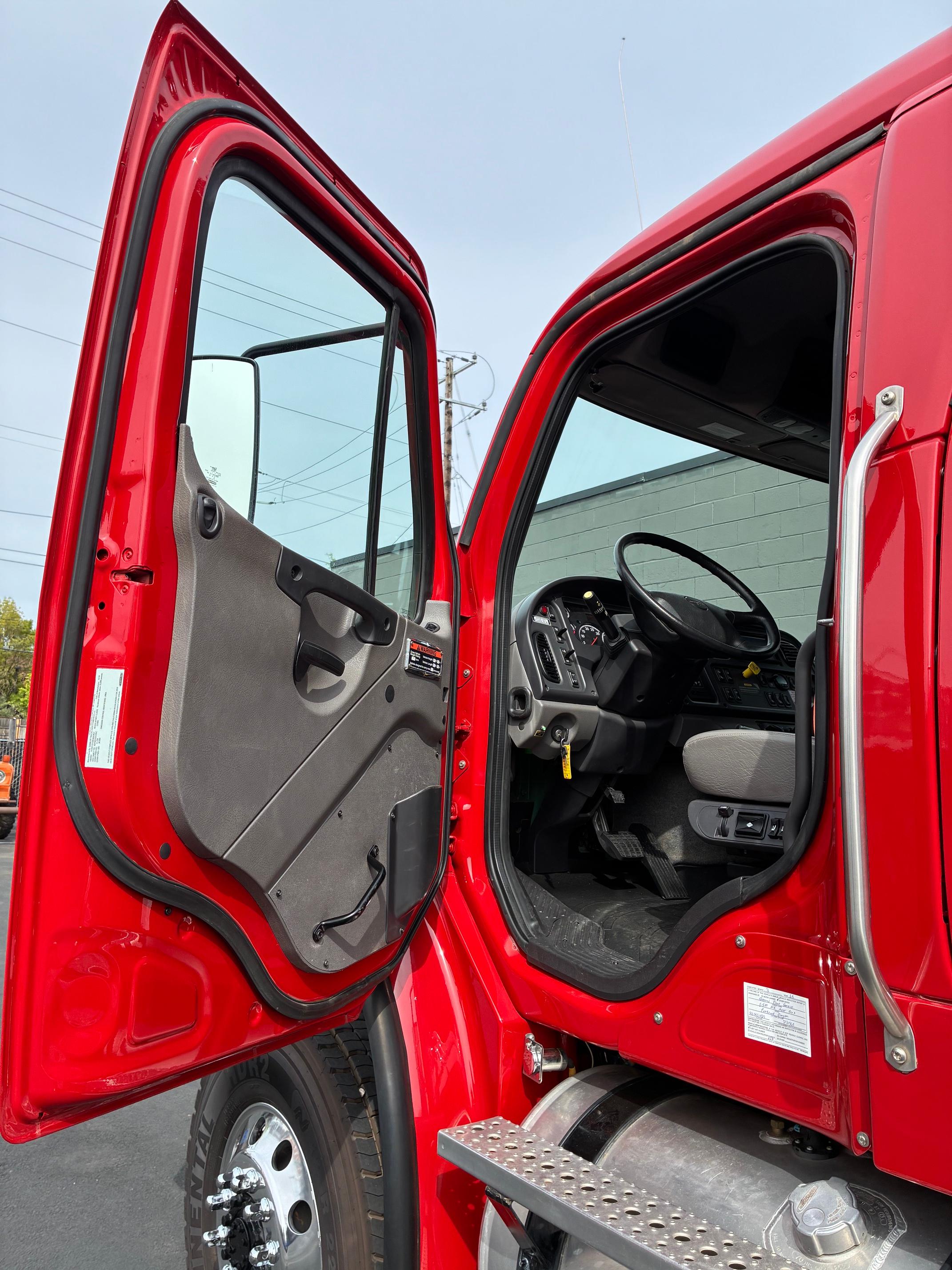 2019 Freightliner 4x4 Wildland Unit - image 48