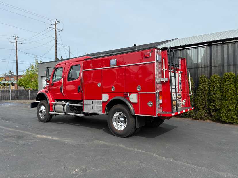 2019 Freightliner 4x4 Wildland Unit — photo 4