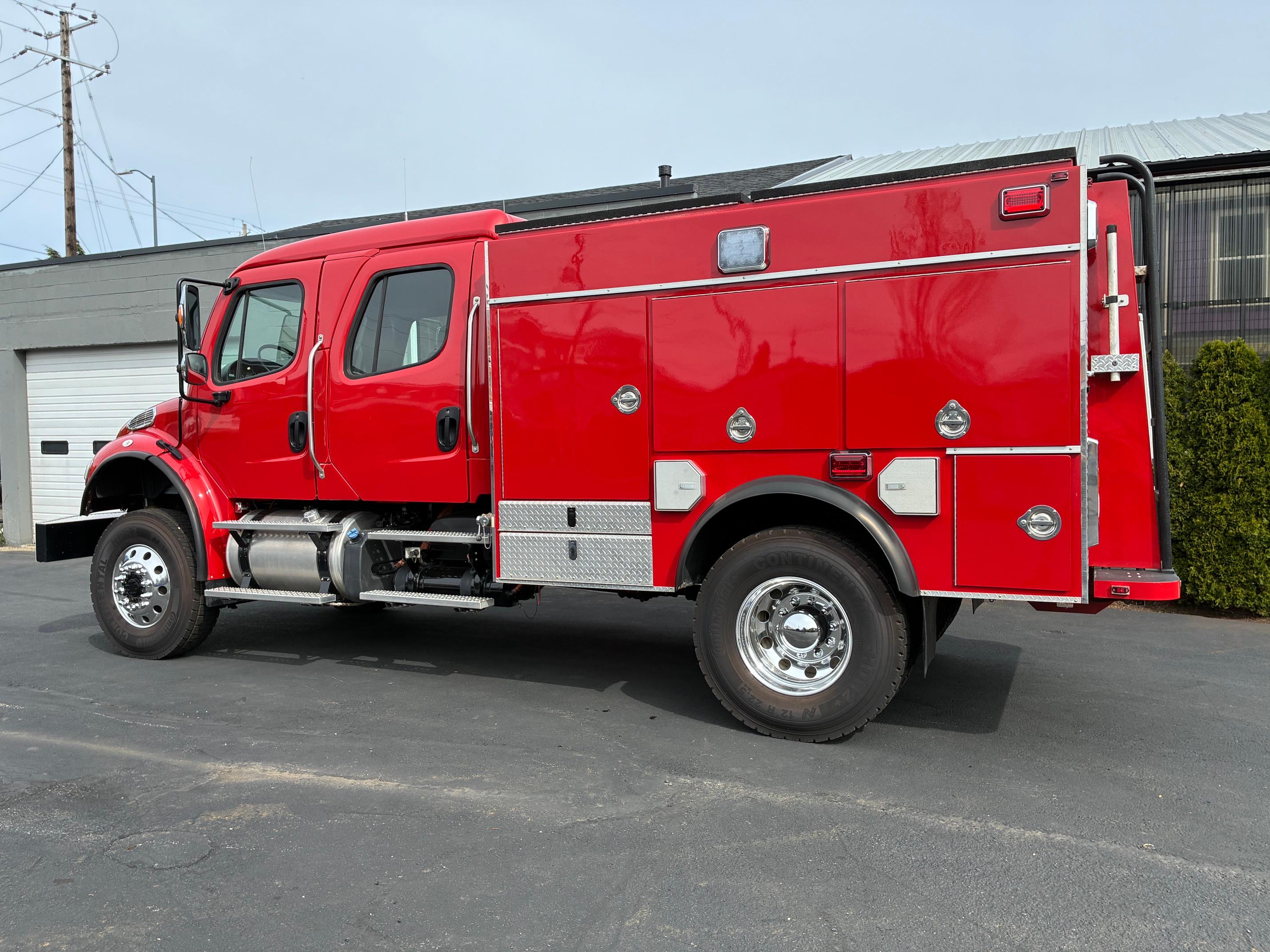 2019 Freightliner 4x4 Wildland Unit - image 3