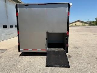 2019 36' Command Trailer - image 8