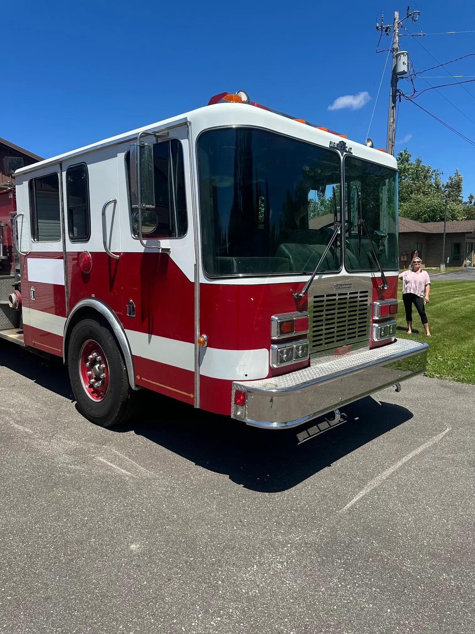 1990 Grumman FC-1250 Pumper Tanker - image 3
