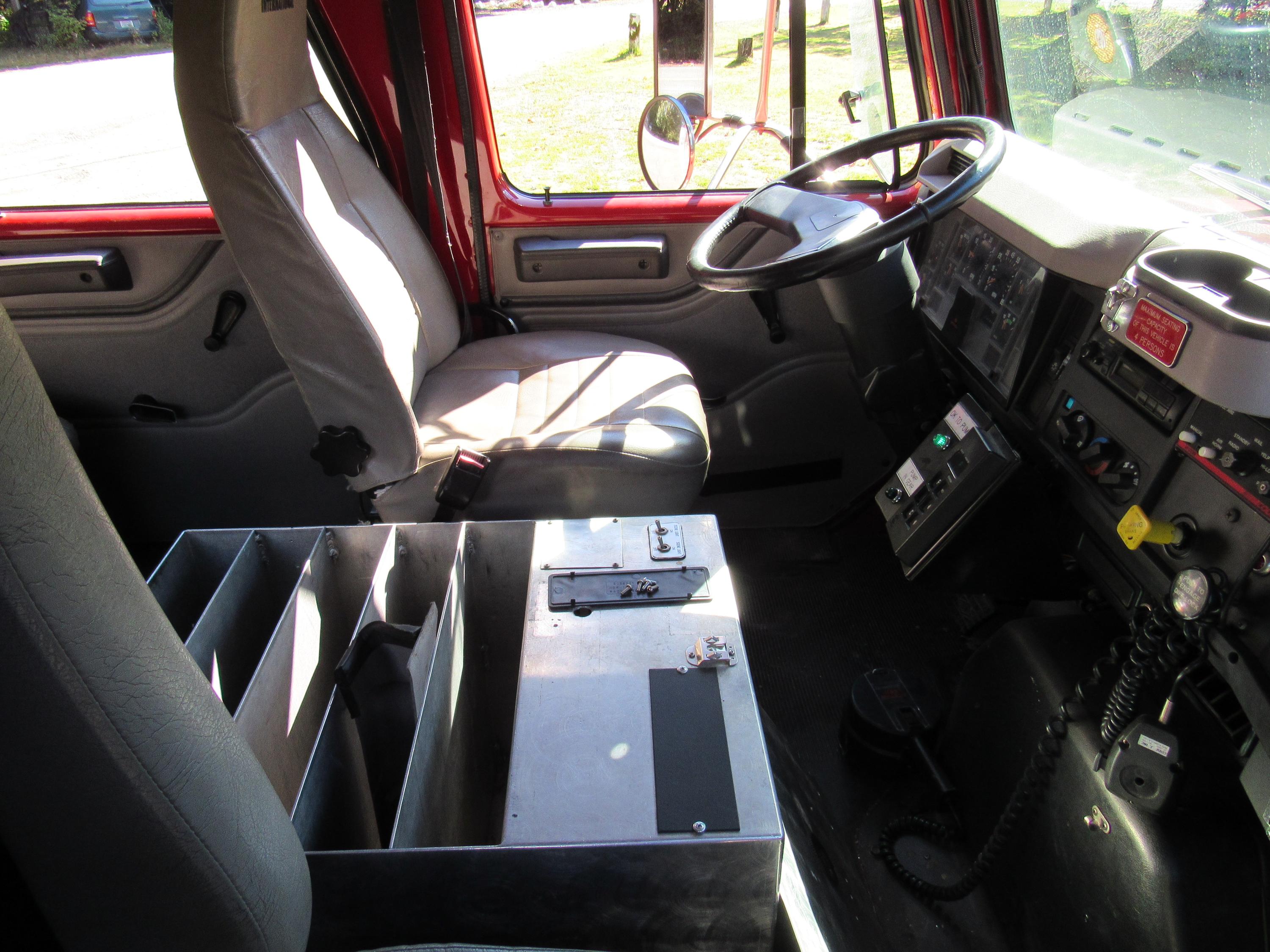 1997 International 4900 Pumper - image 10