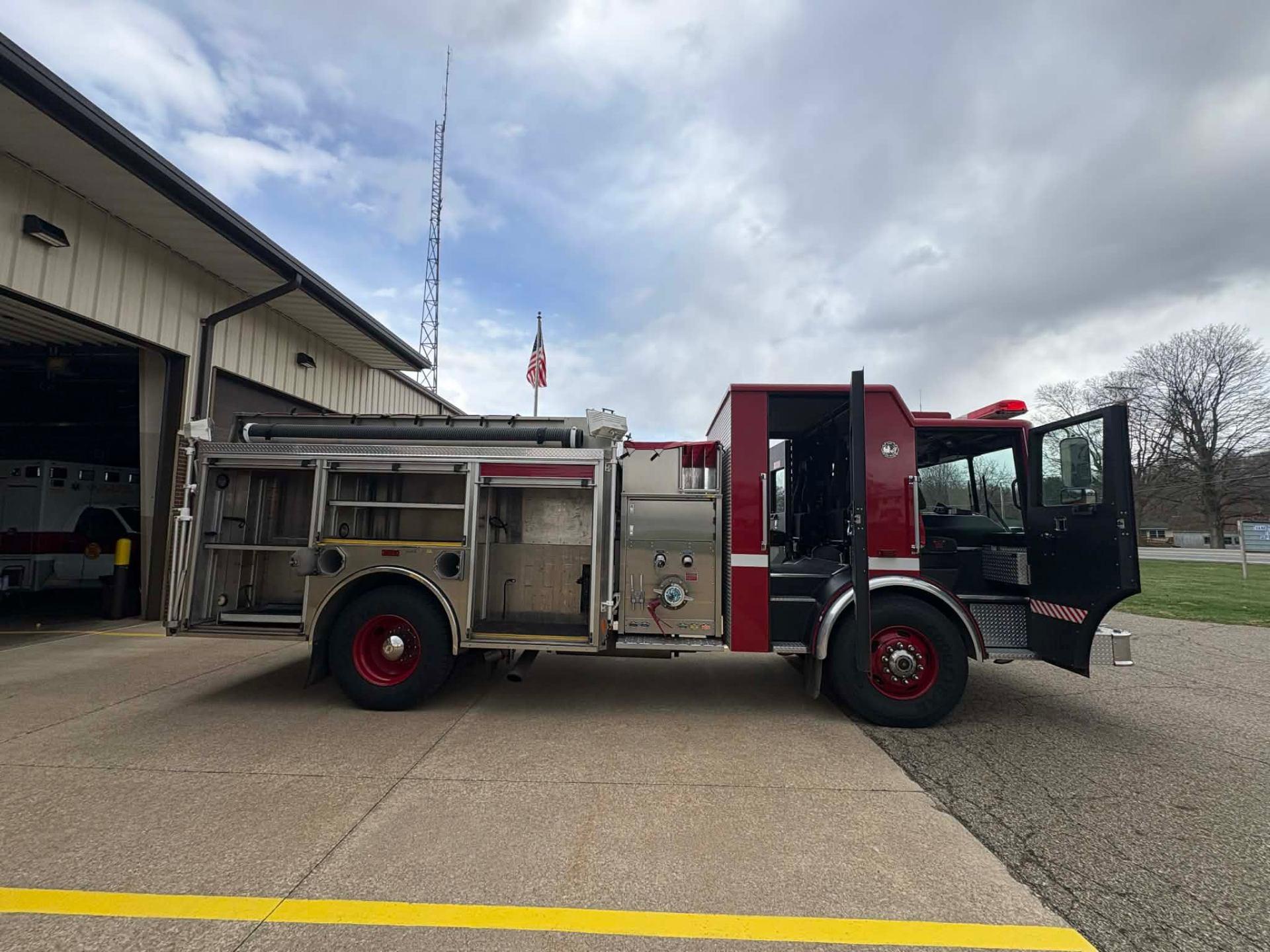 2004 HME 1871-SFO Pumper - image 11